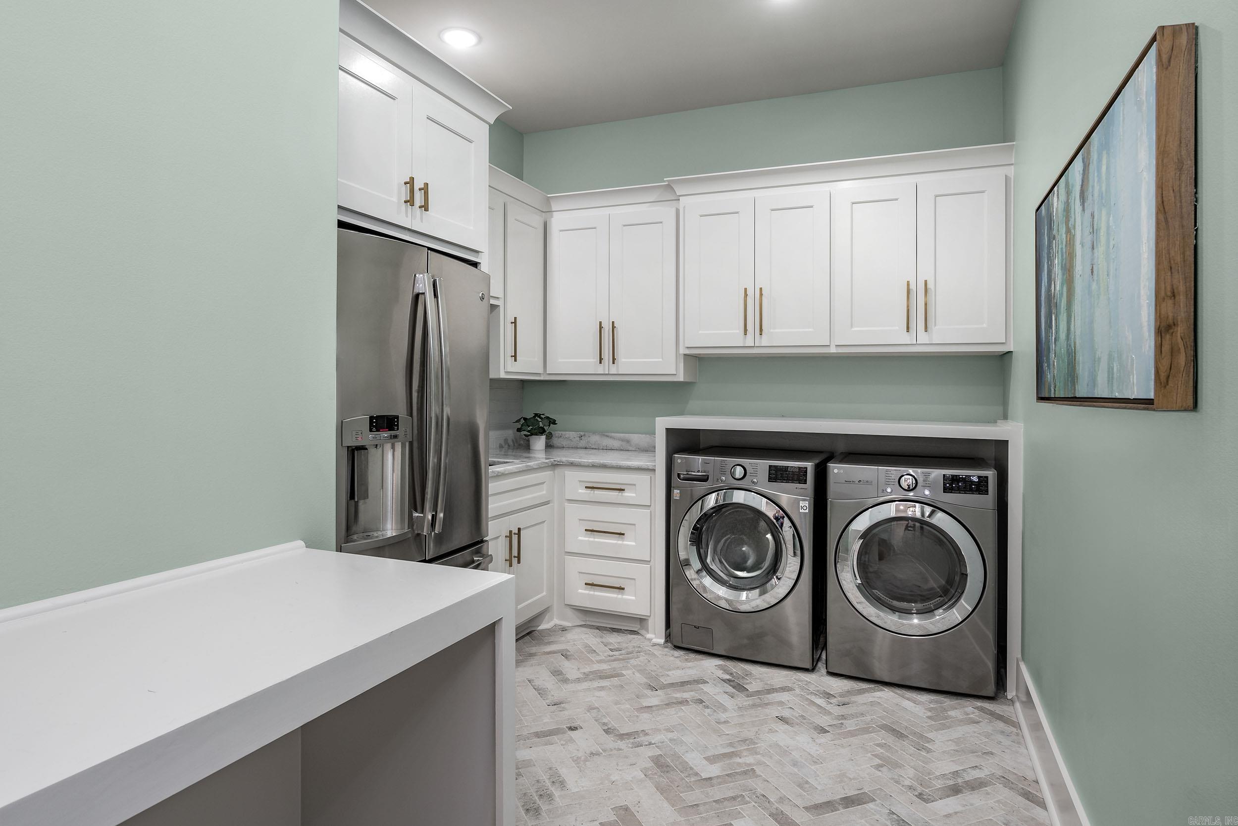 CHENAL VALLEY HALLEN COURT - Residential