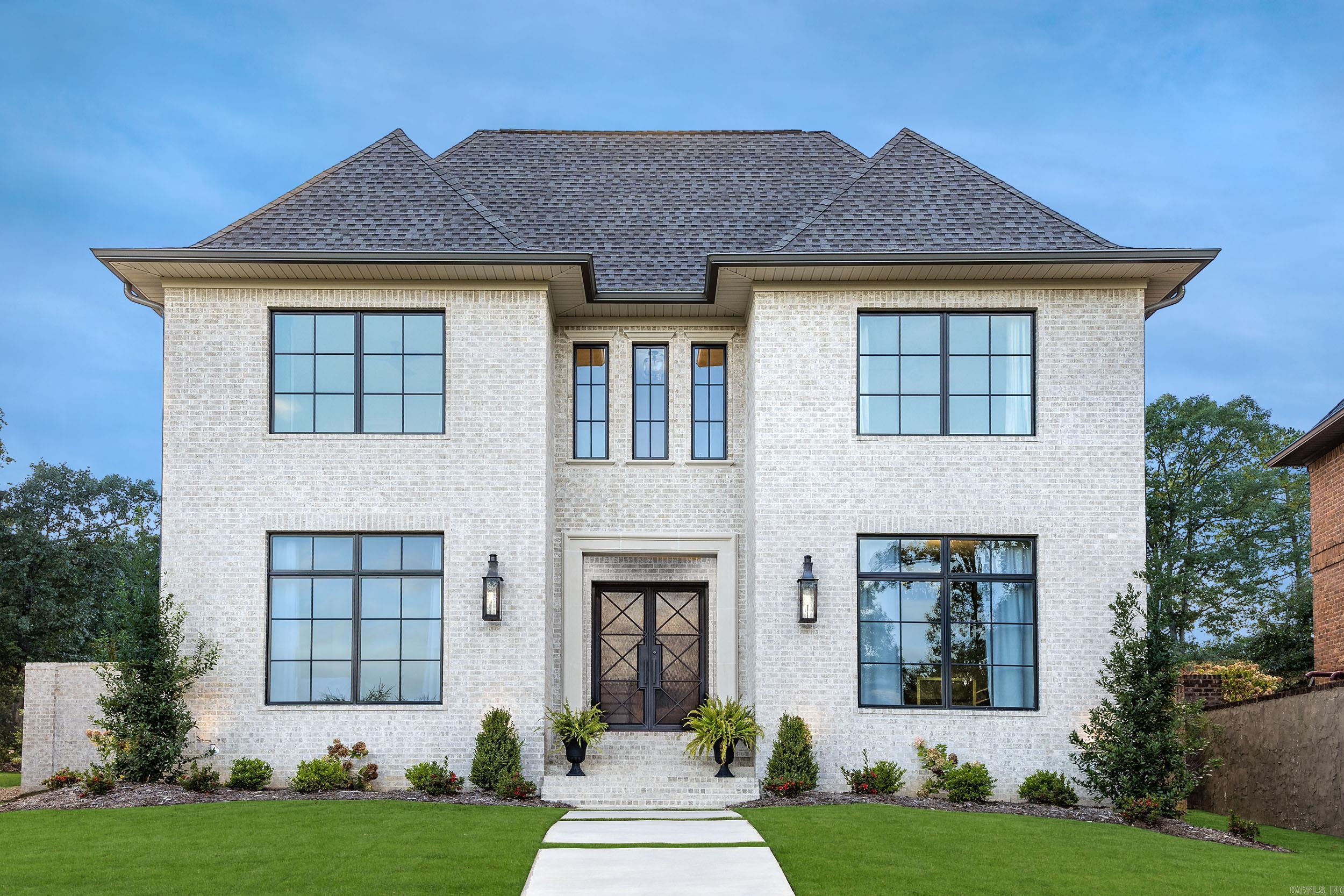 CHENAL VALLEY HALLEN COURT - Residential