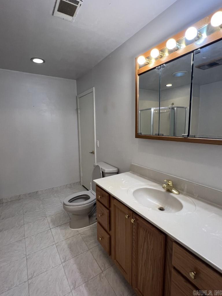 DESOTO COURTS TOWNHOUSE - Residential
