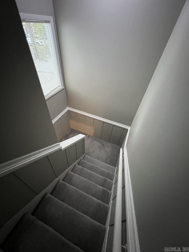 DESOTO COURTS TOWNHOUSE - Residential