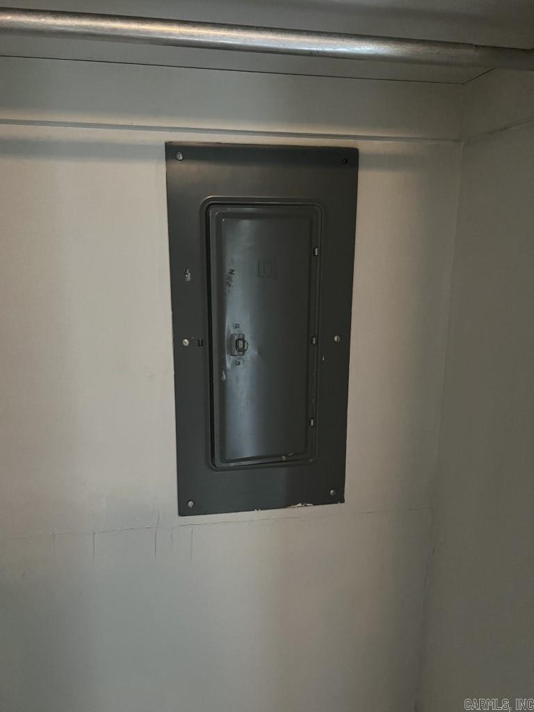 DESOTO COURTS TOWNHOUSE - Residential