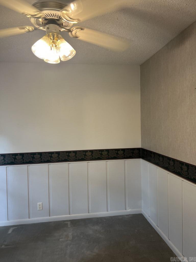 DESOTO COURTS TOWNHOUSE - Residential