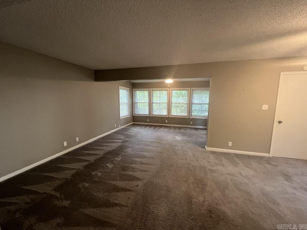 DESOTO COURTS TOWNHOUSE - Residential