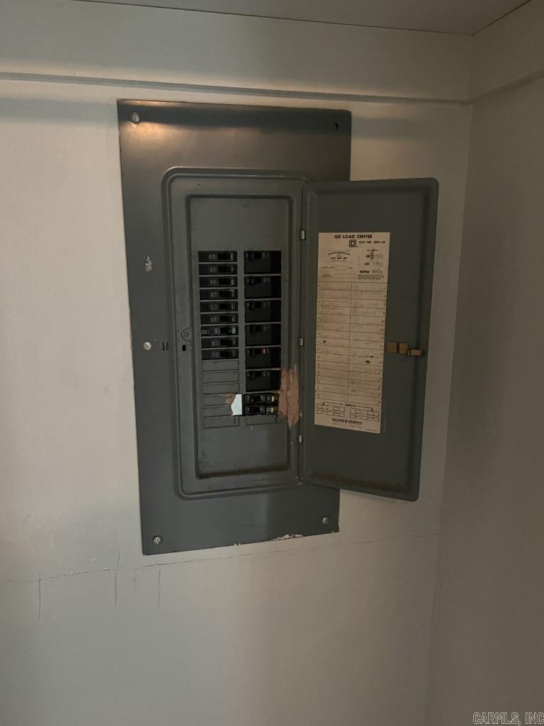 DESOTO COURTS TOWNHOUSE - Residential