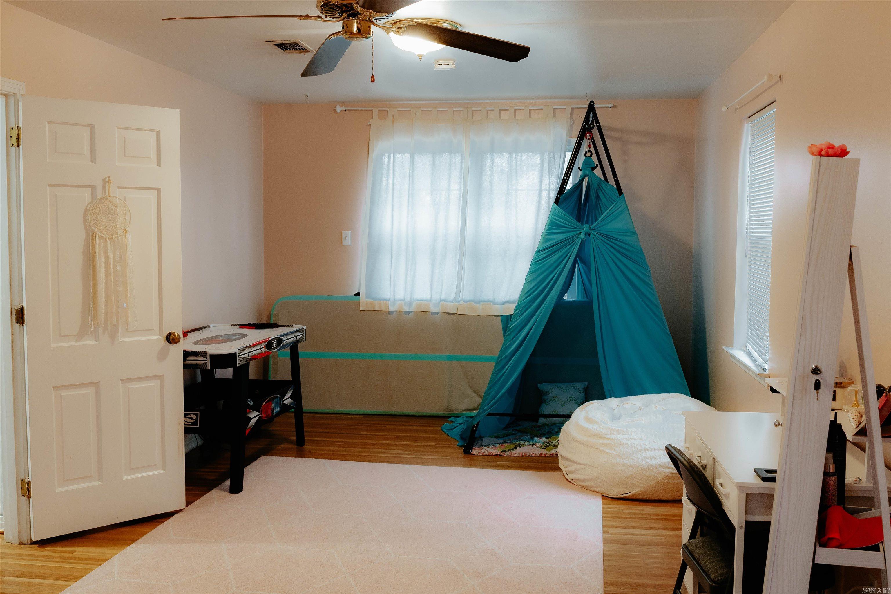 WALTON HEIGHTS - Residential