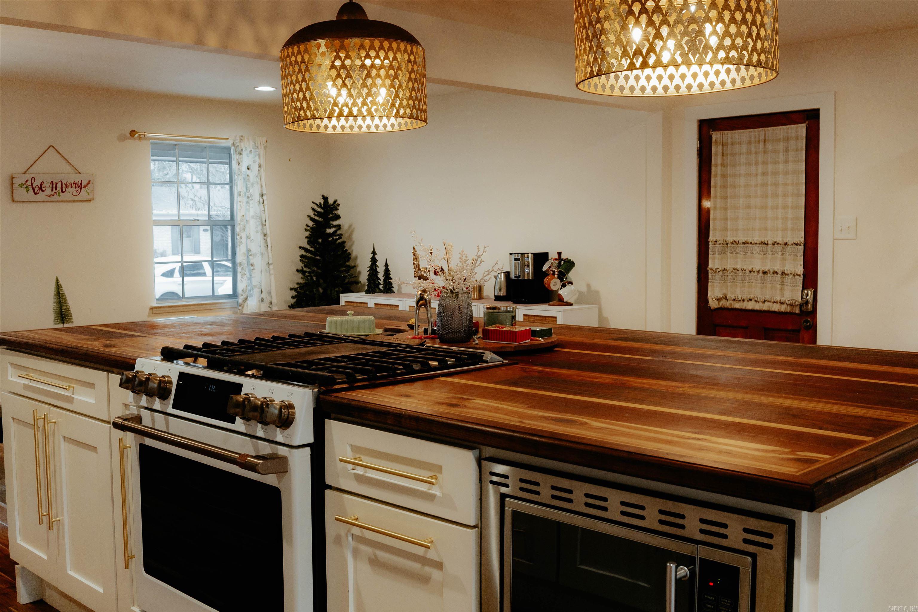 WALTON HEIGHTS - Residential