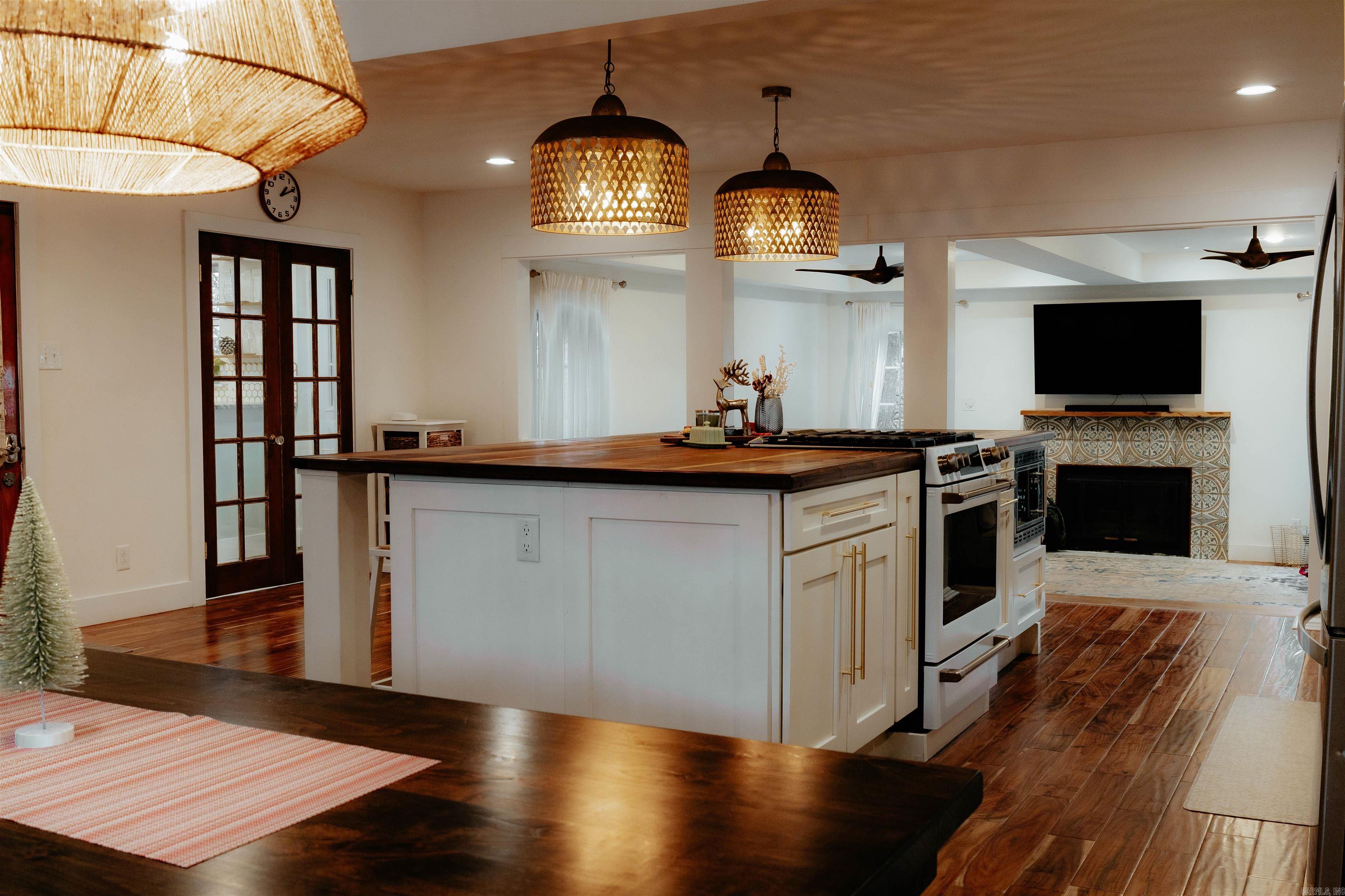 WALTON HEIGHTS - Residential