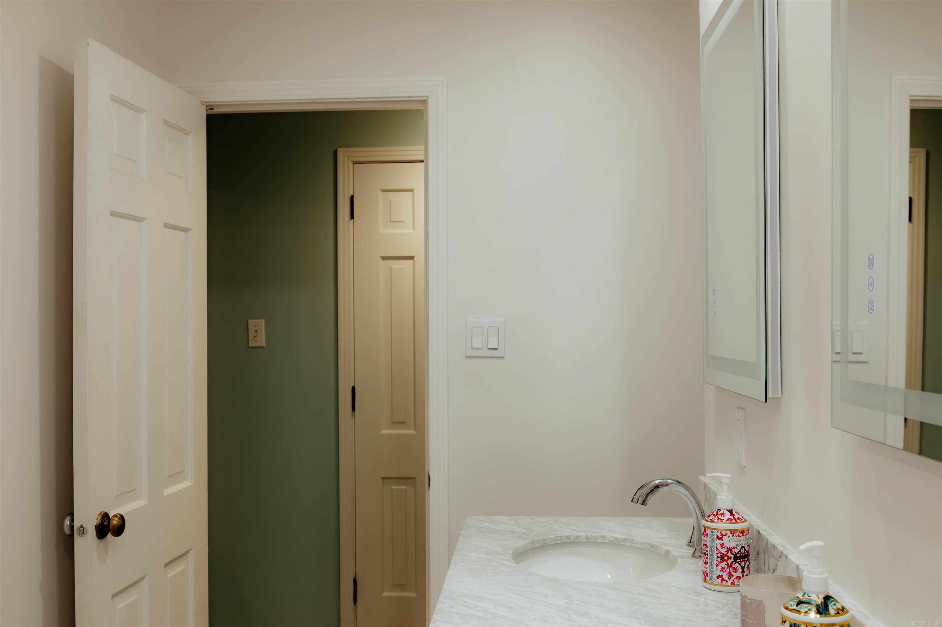 WALTON HEIGHTS - Residential