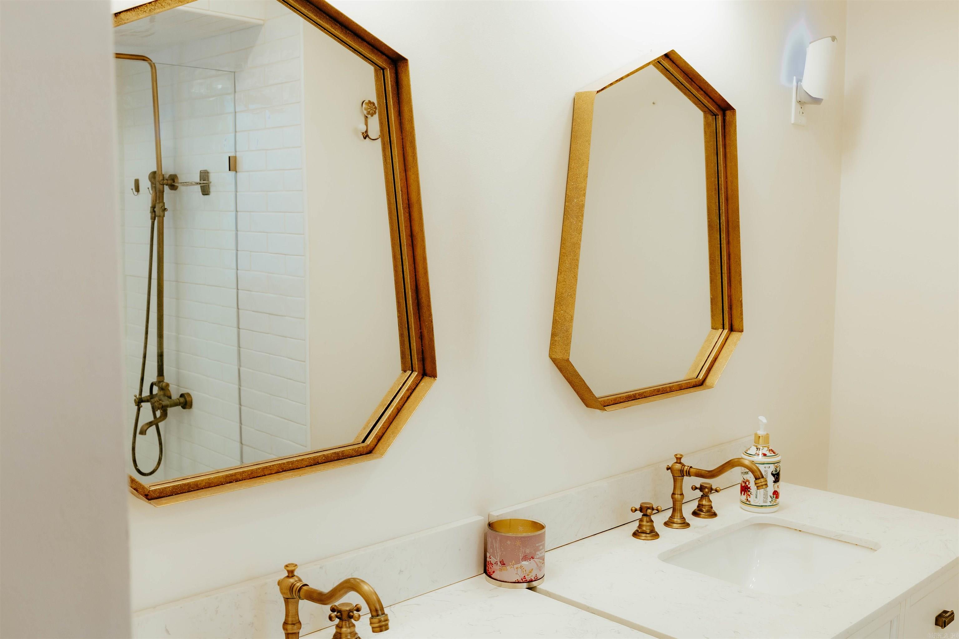 WALTON HEIGHTS - Residential