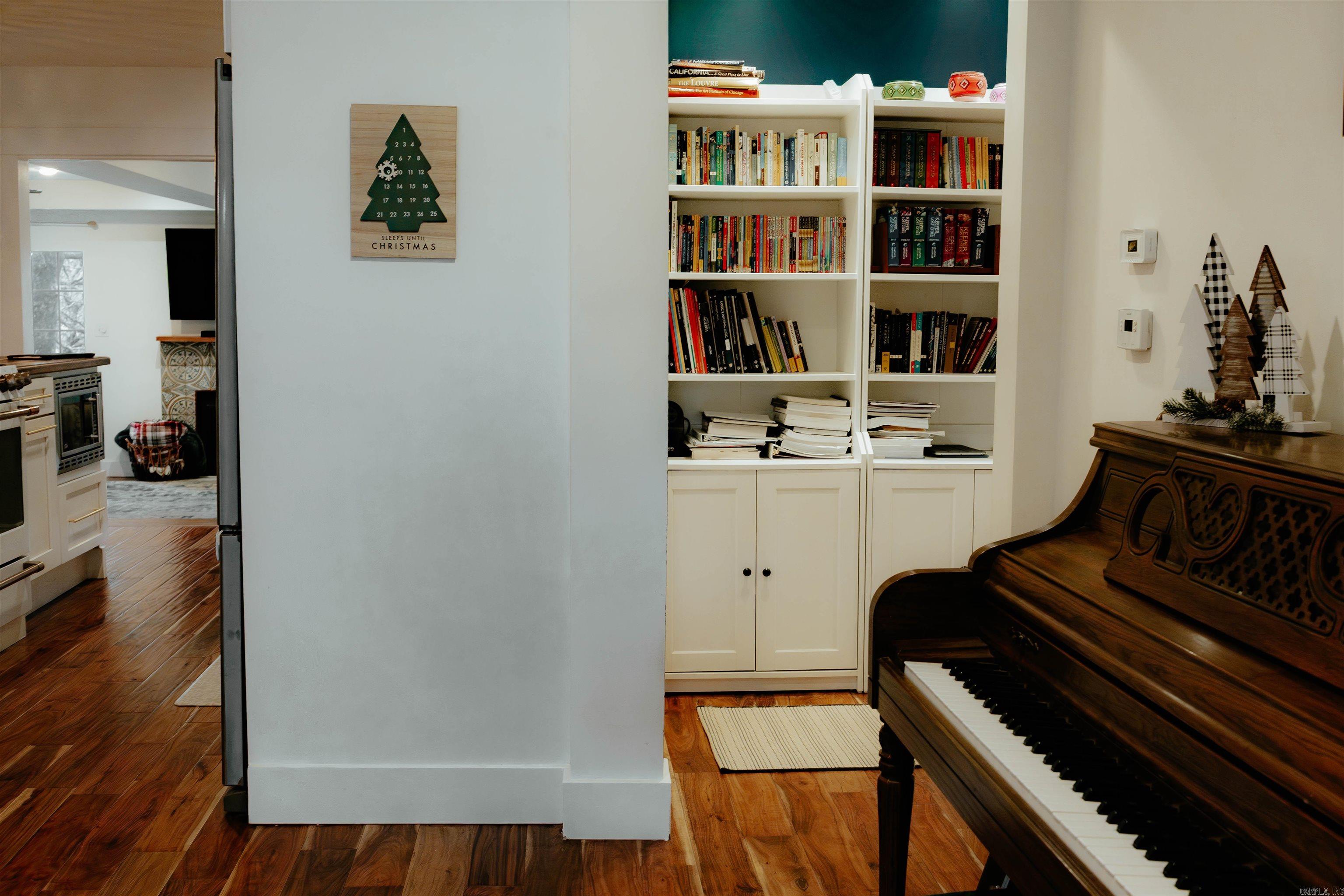 WALTON HEIGHTS - Residential