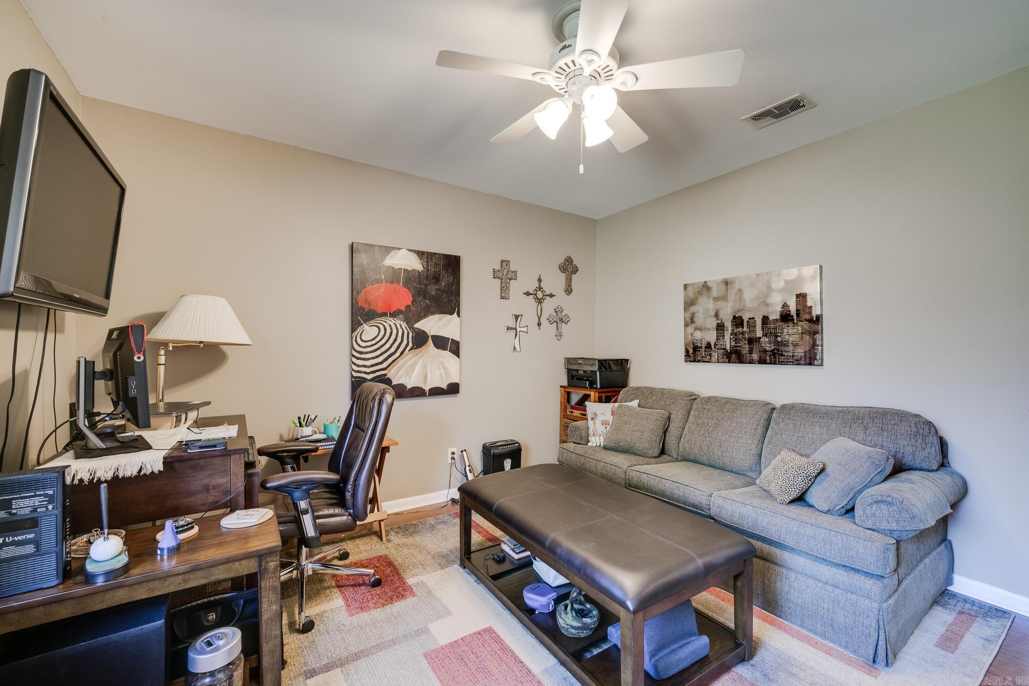 INDIAN HILLS - Residential