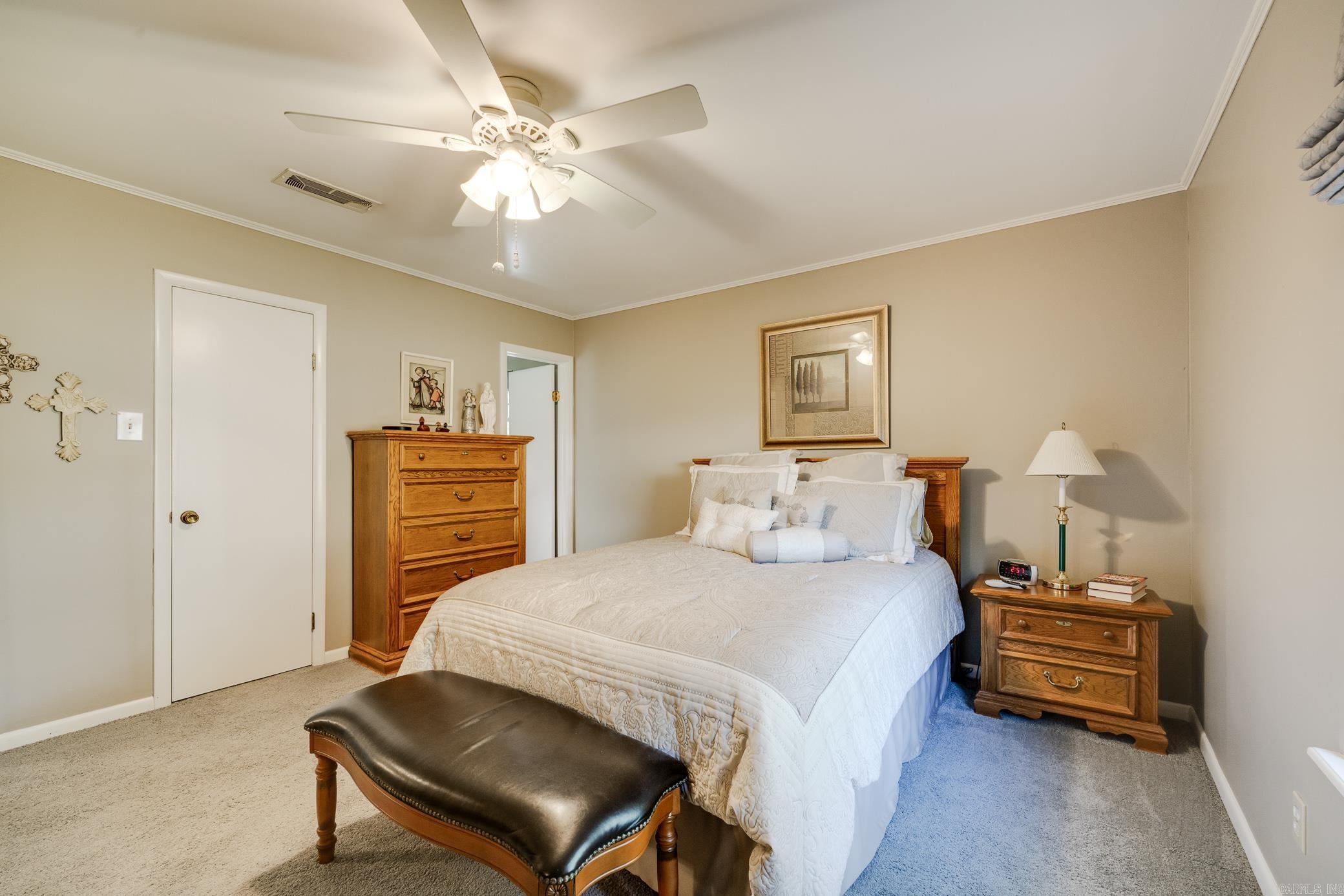 INDIAN HILLS - Residential