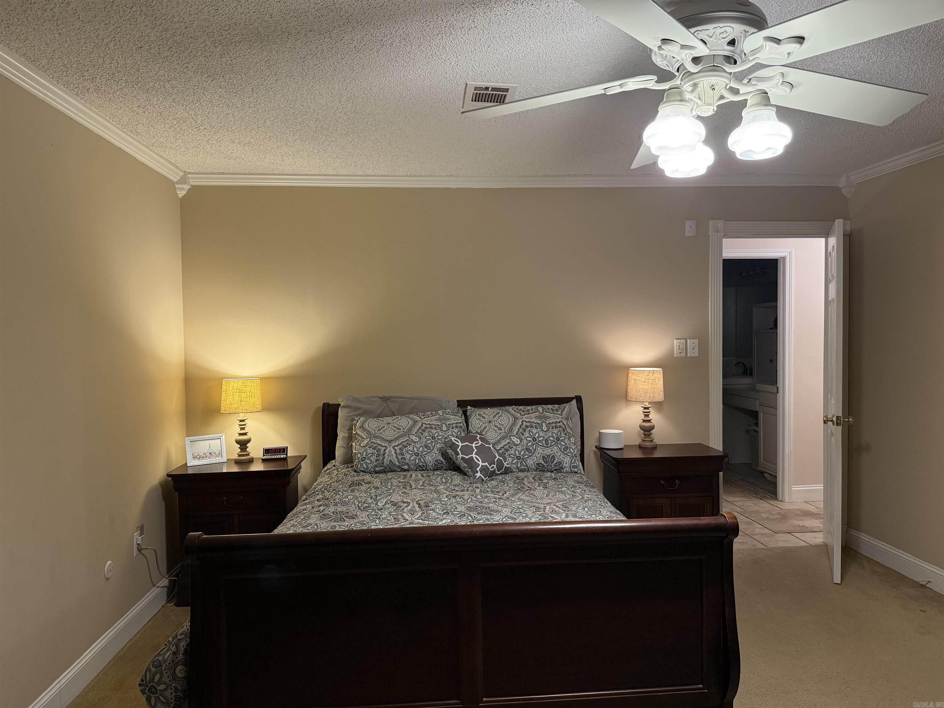 OAK FORREST - Residential