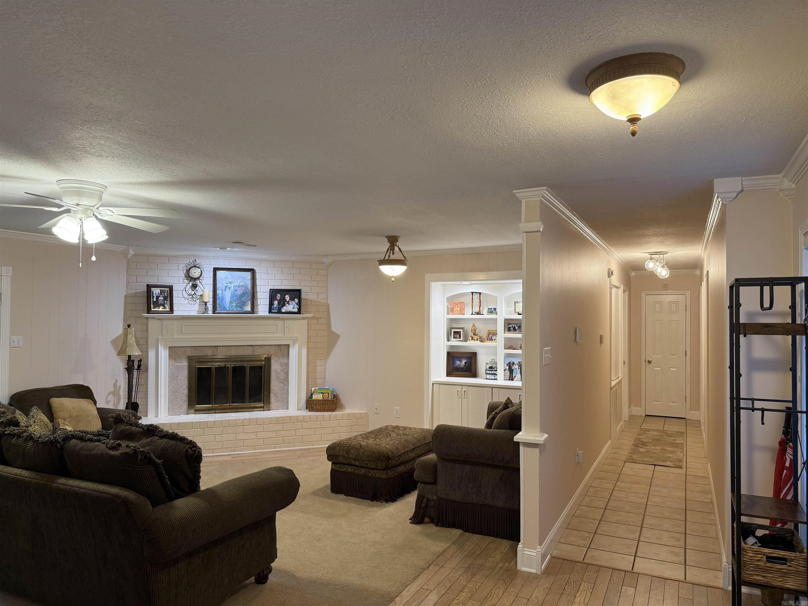 OAK FORREST - Residential