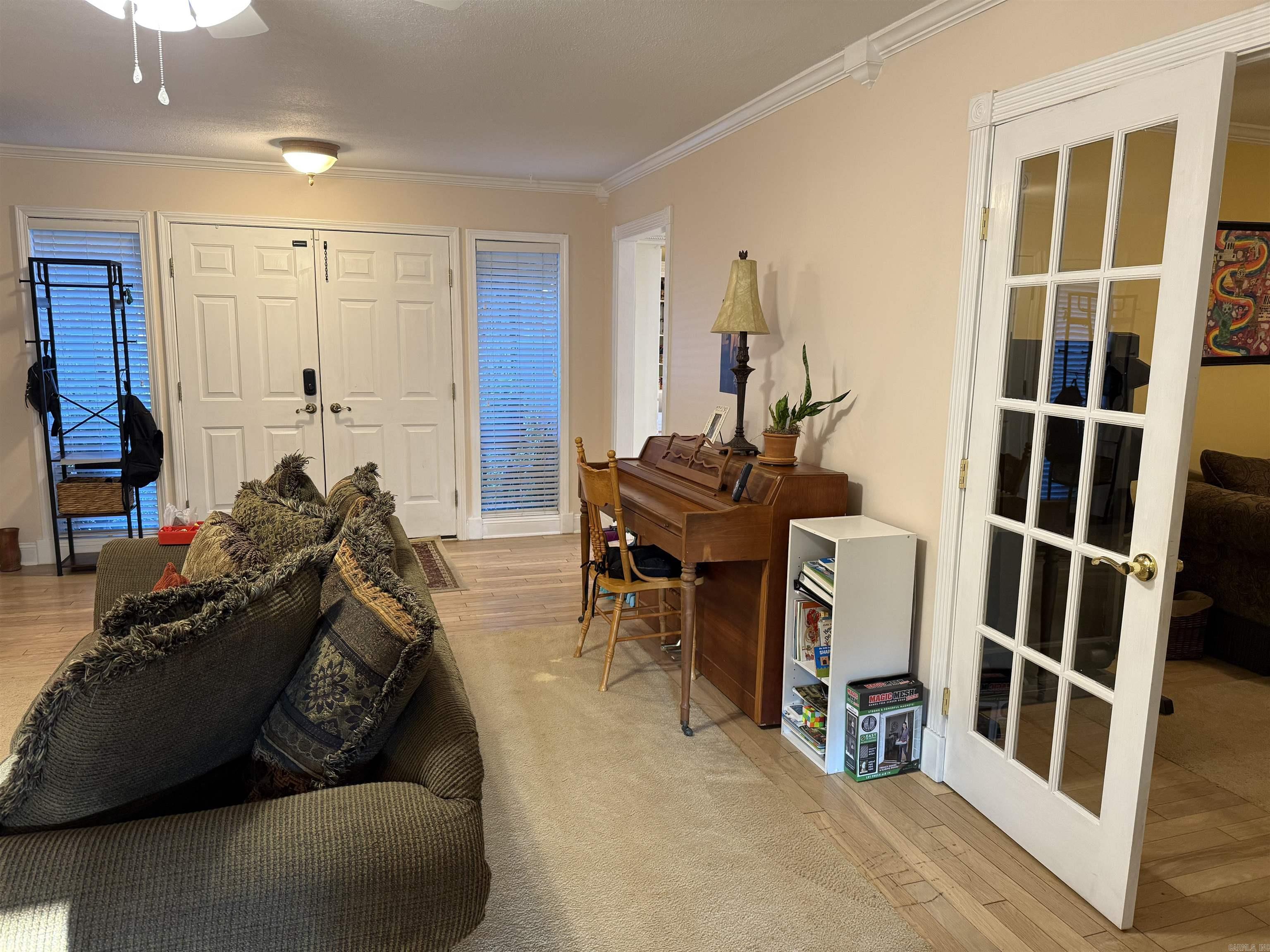OAK FORREST - Residential