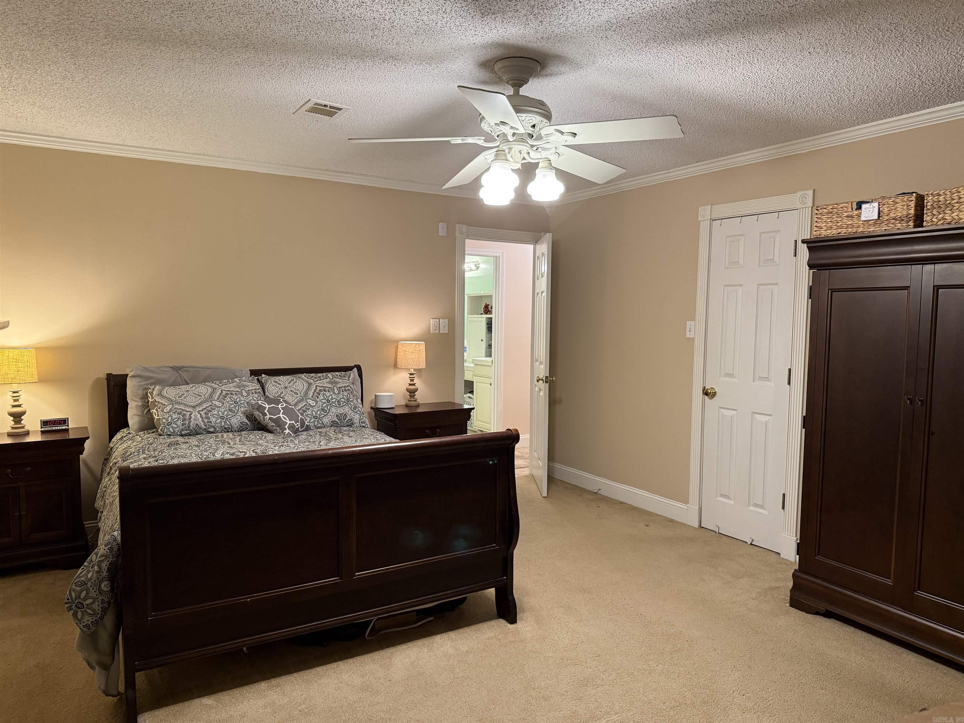 OAK FORREST - Residential