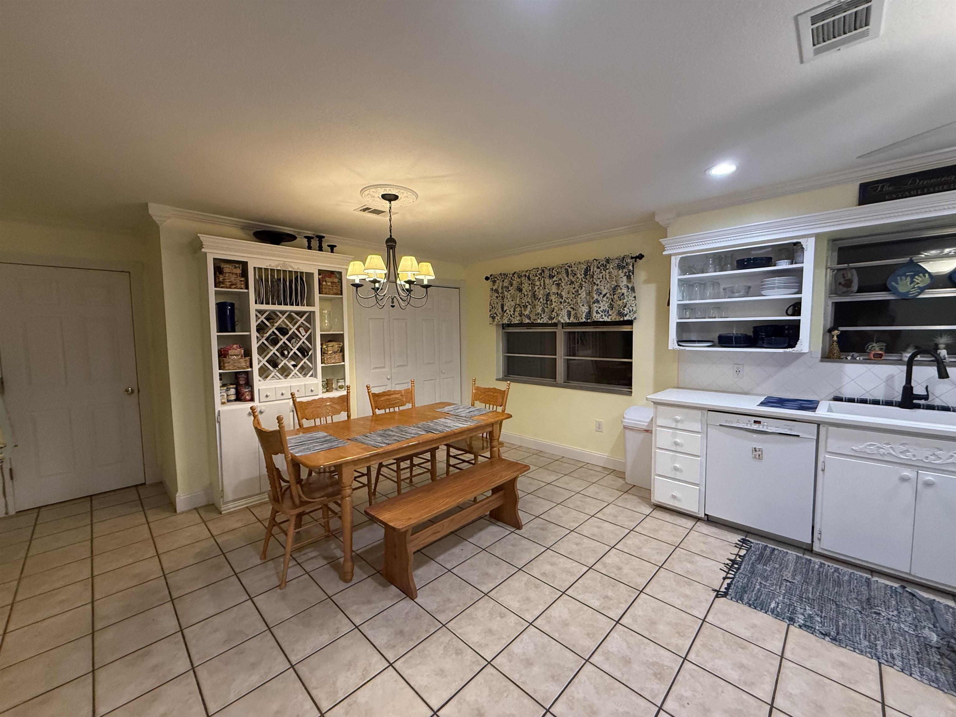 OAK FORREST - Residential