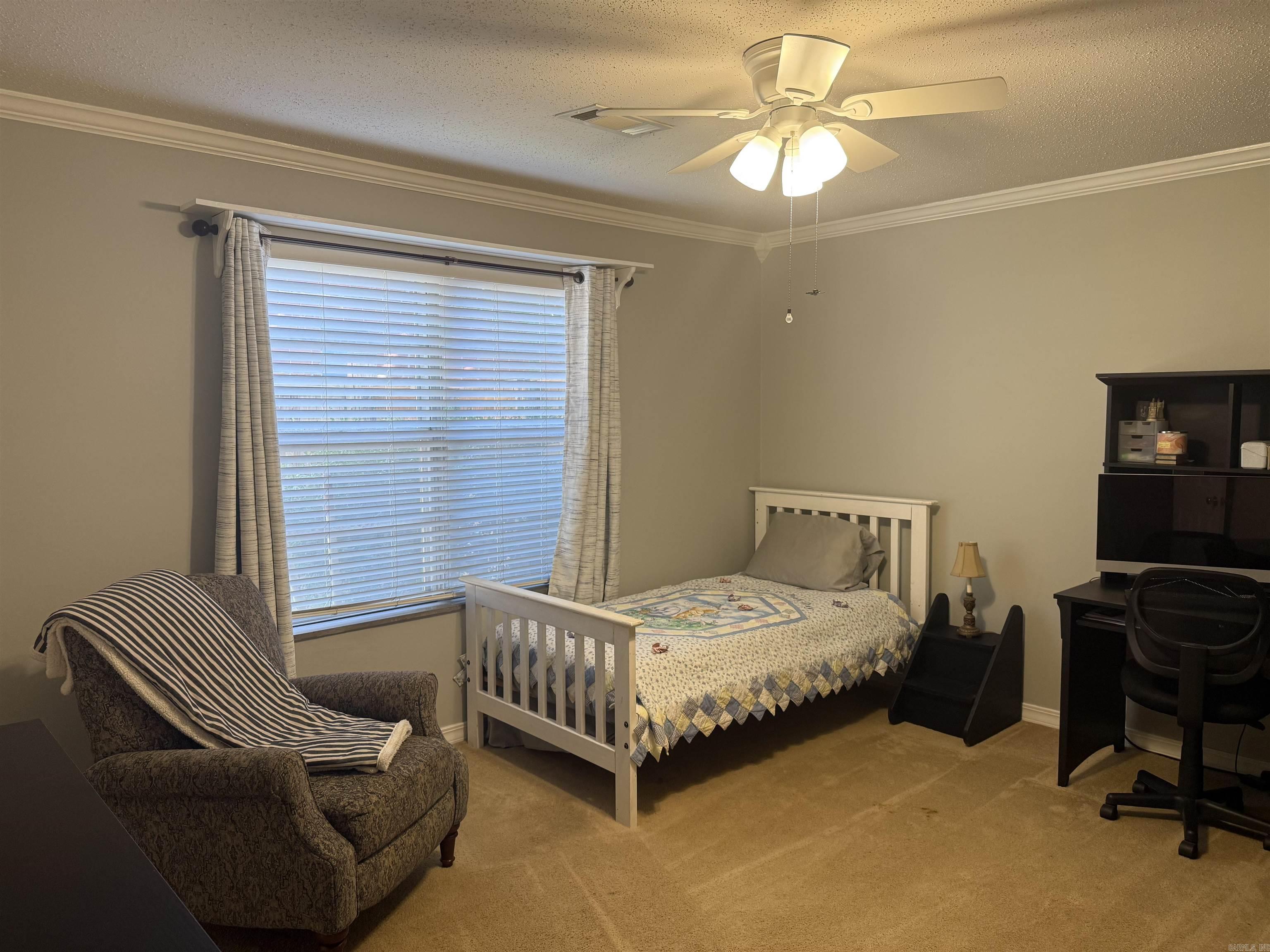 OAK FORREST - Residential