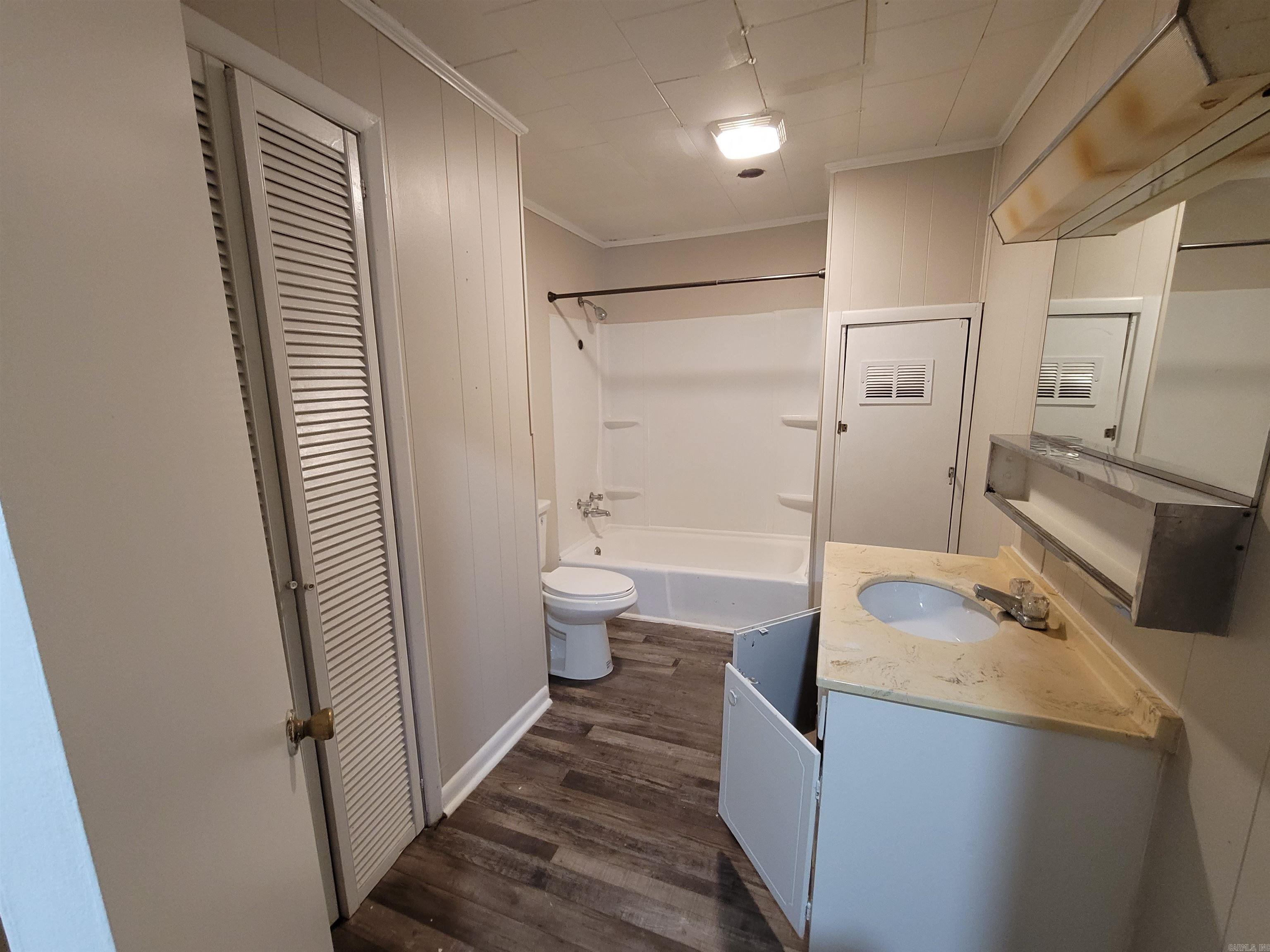 Leiper Heights - Residential Lease