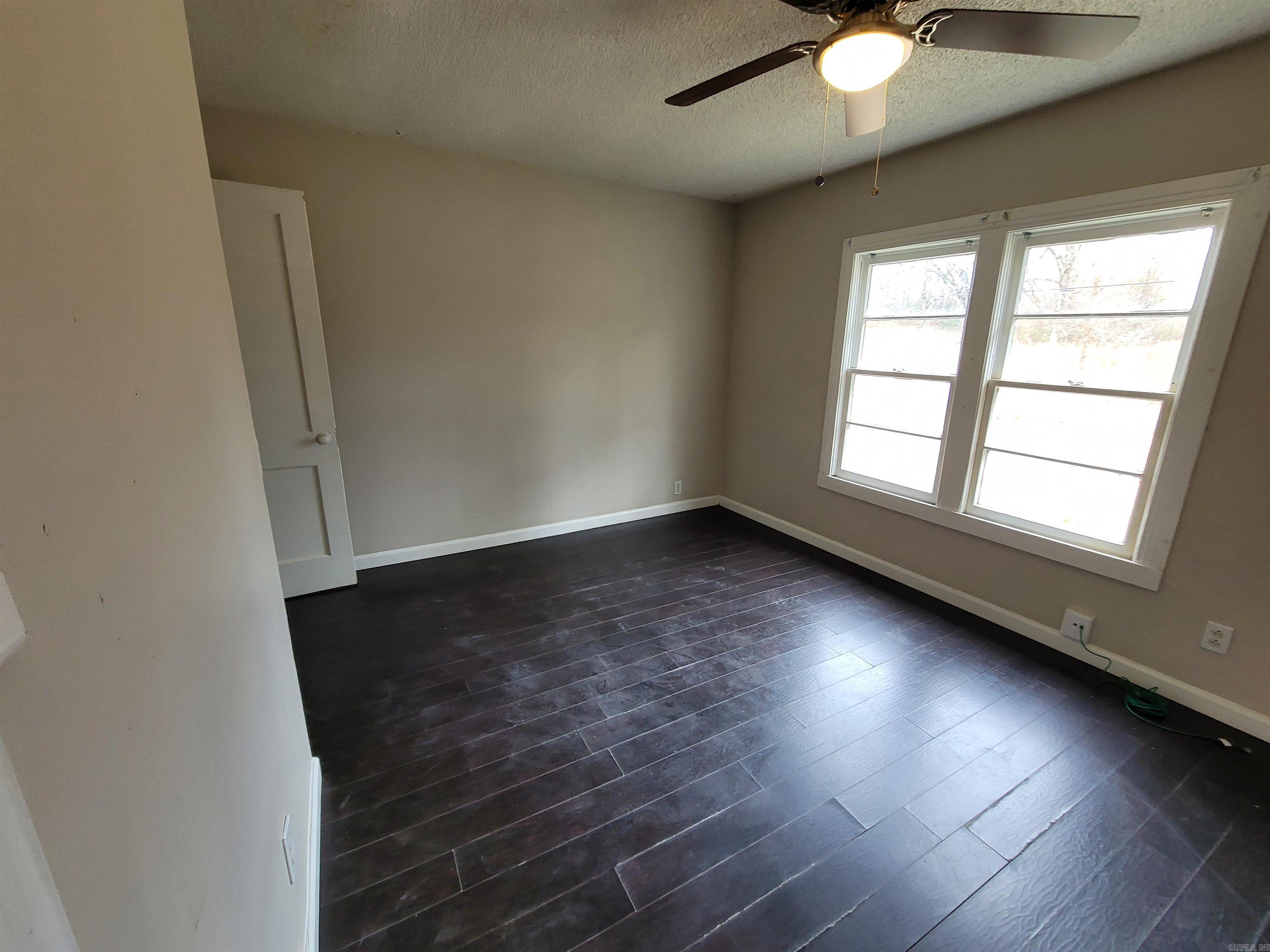 Leiper Heights - Residential Lease