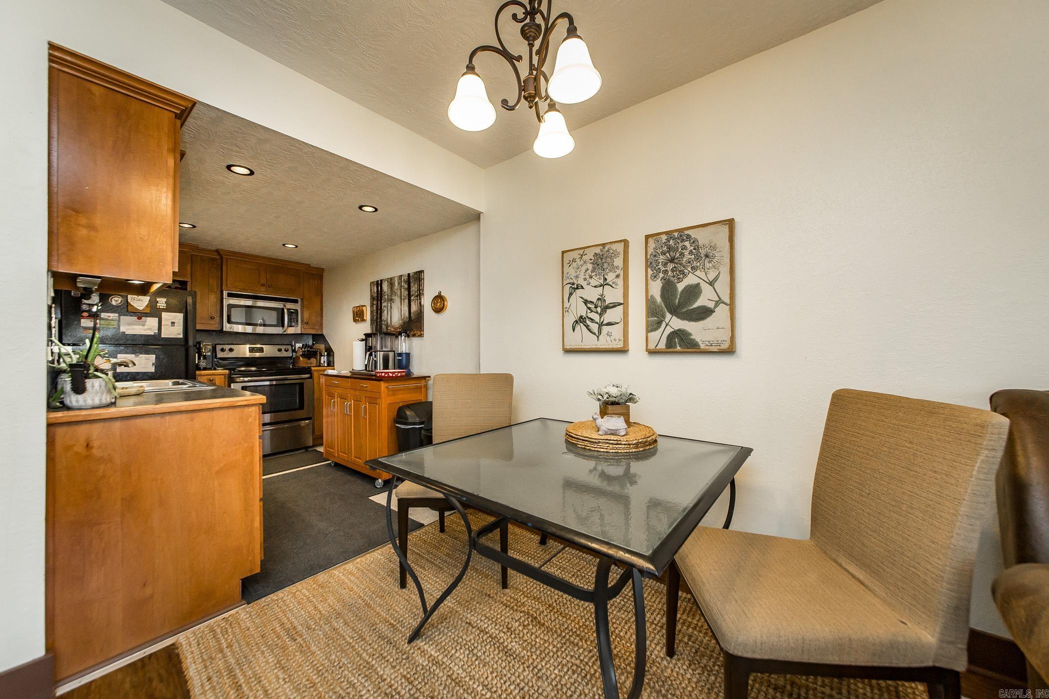 CHELSEA GLADE CONDO - Residential