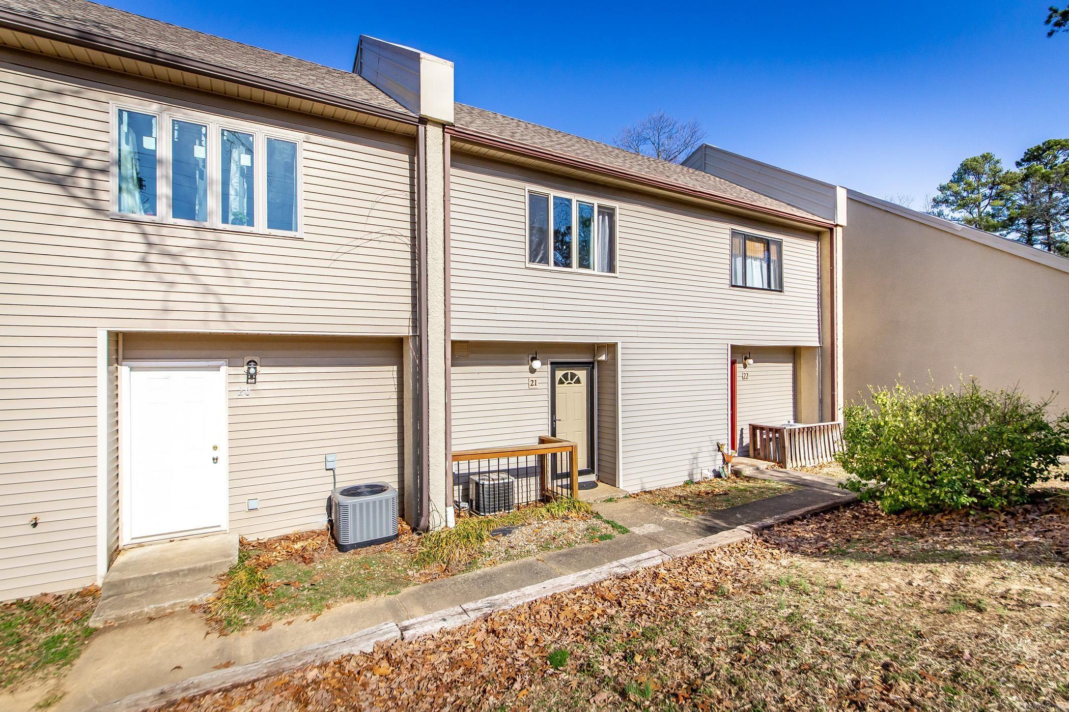 CHELSEA GLADE CONDO - Residential