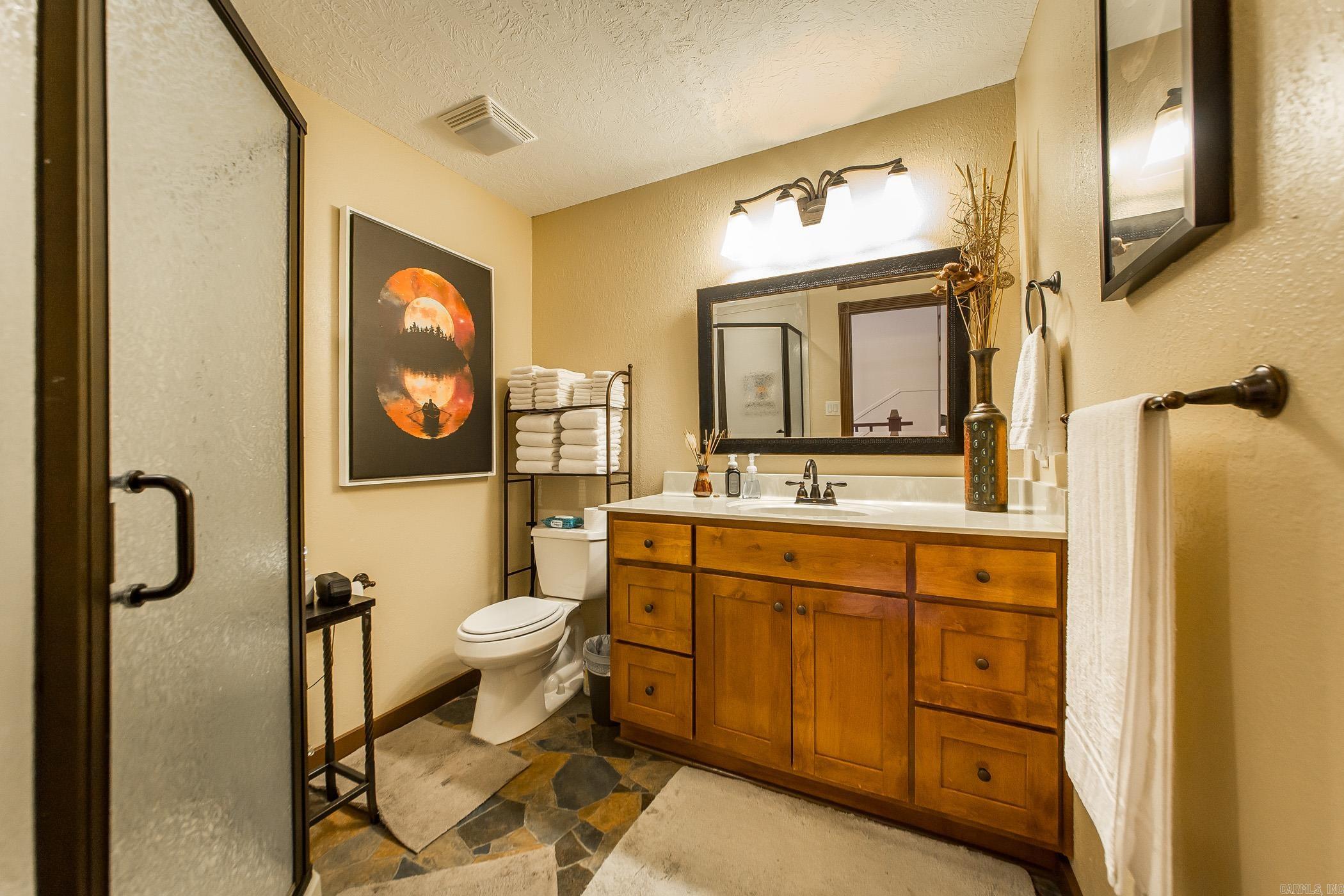 CHELSEA GLADE CONDO - Residential