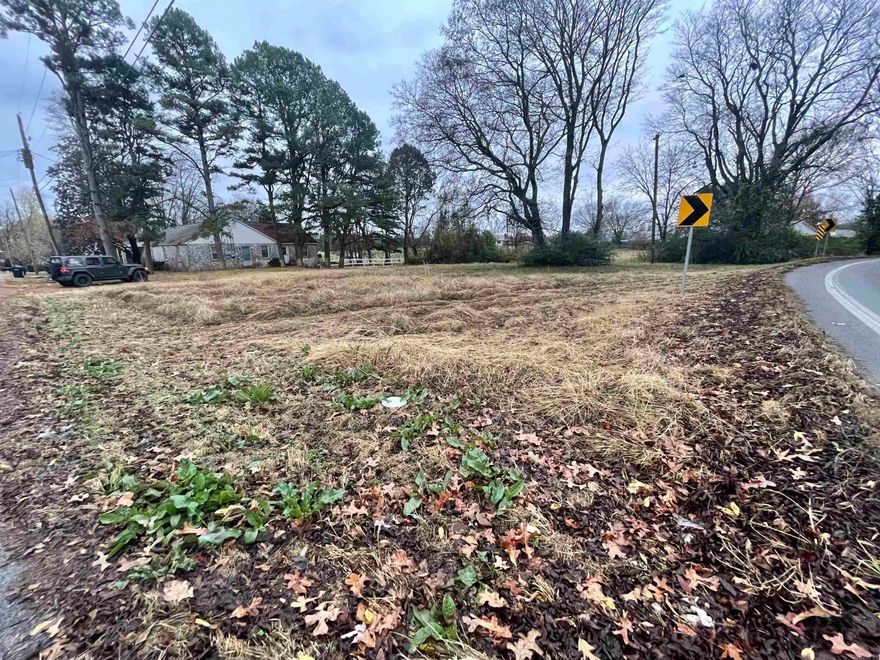 Unlock endless possibilities with this corner lot in Batesville, just minutes from downtown main street where you can enjoy shopping, movies and great restaurants. Ideal for your dream home or investment property. This is a cleared lot with water and electric access. Pieces of property like this do not come around often, seize the opportunity!