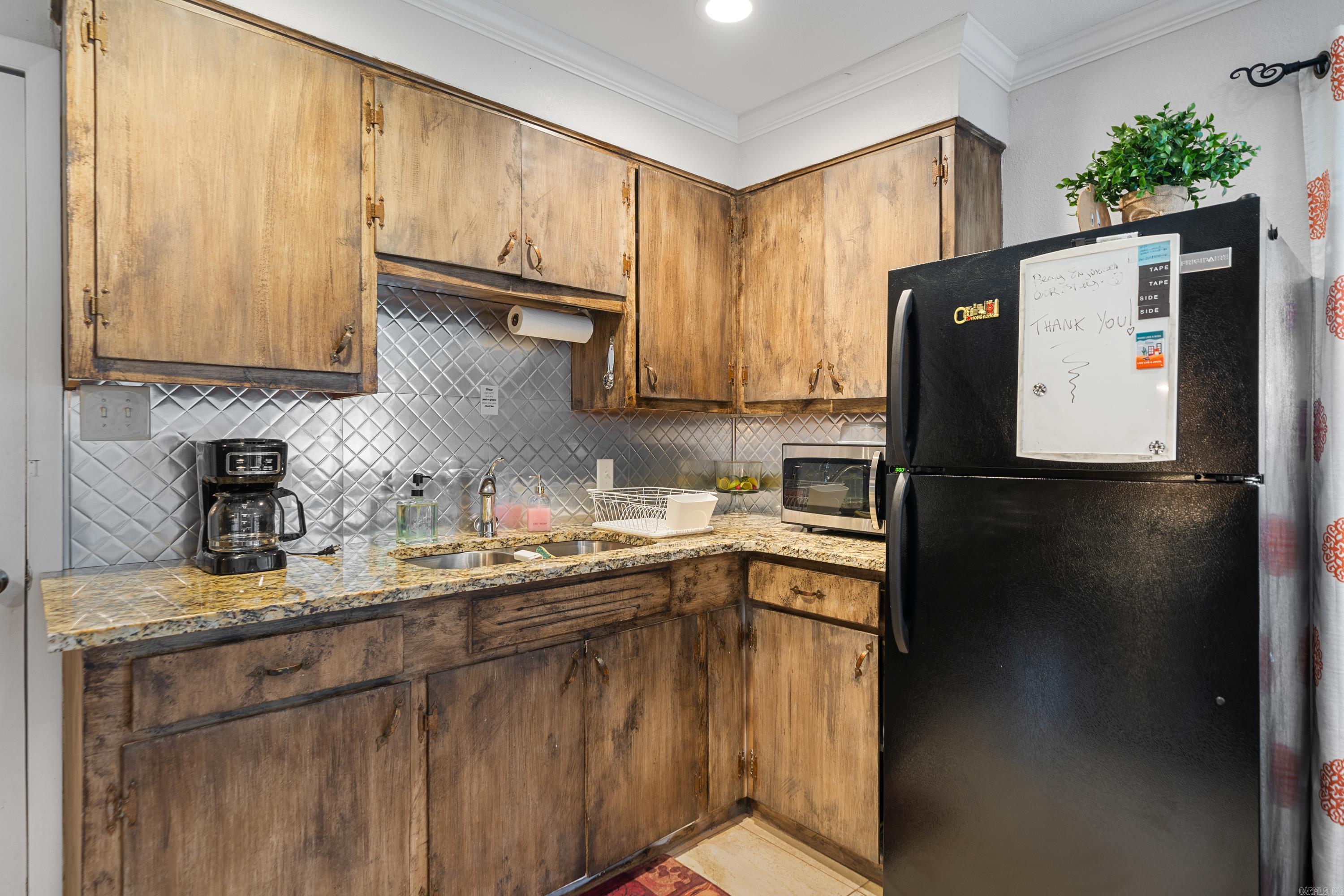 ARROWHEAD LAKE ESTATES - Residential