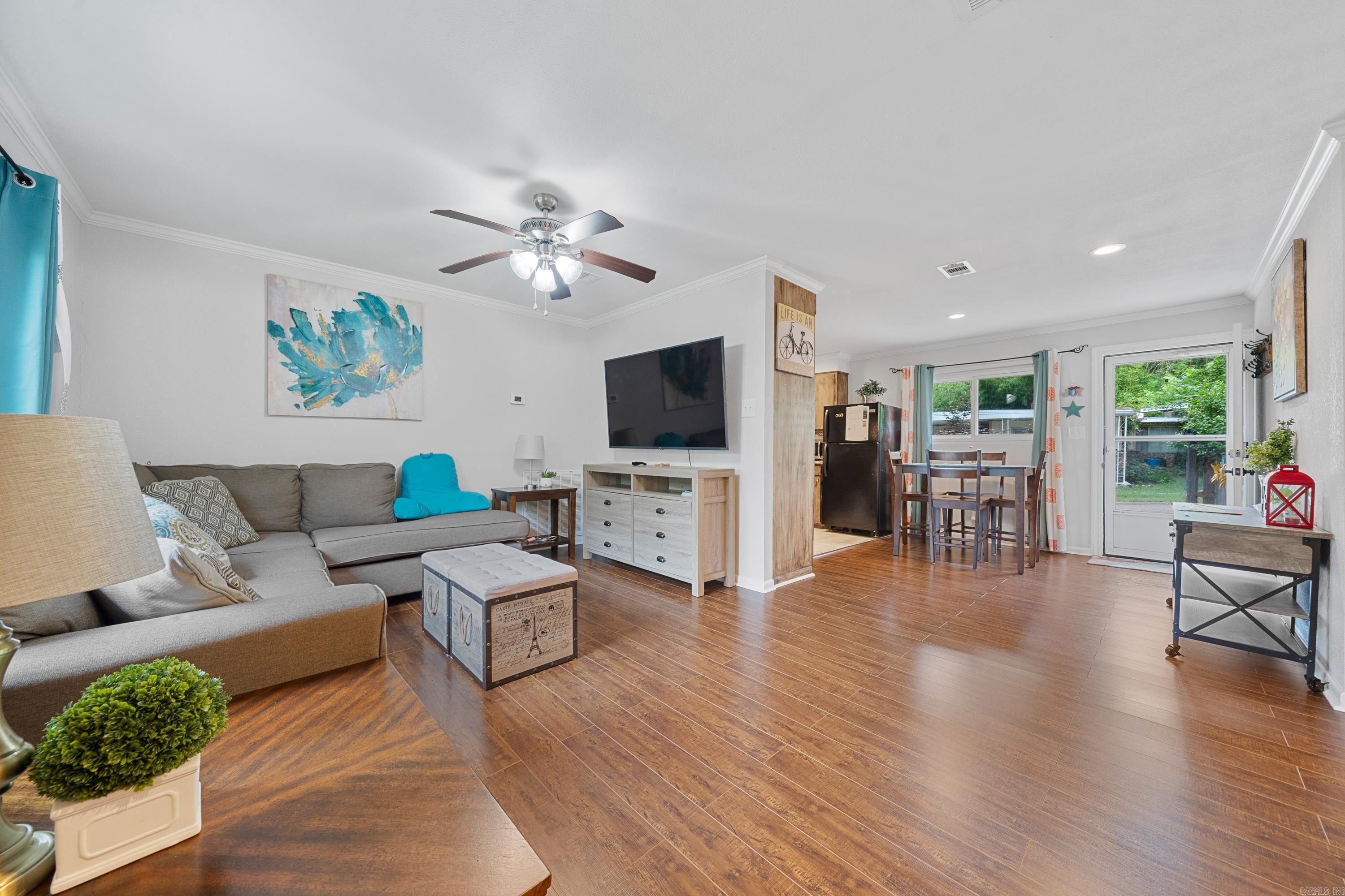 ARROWHEAD LAKE ESTATES - Residential