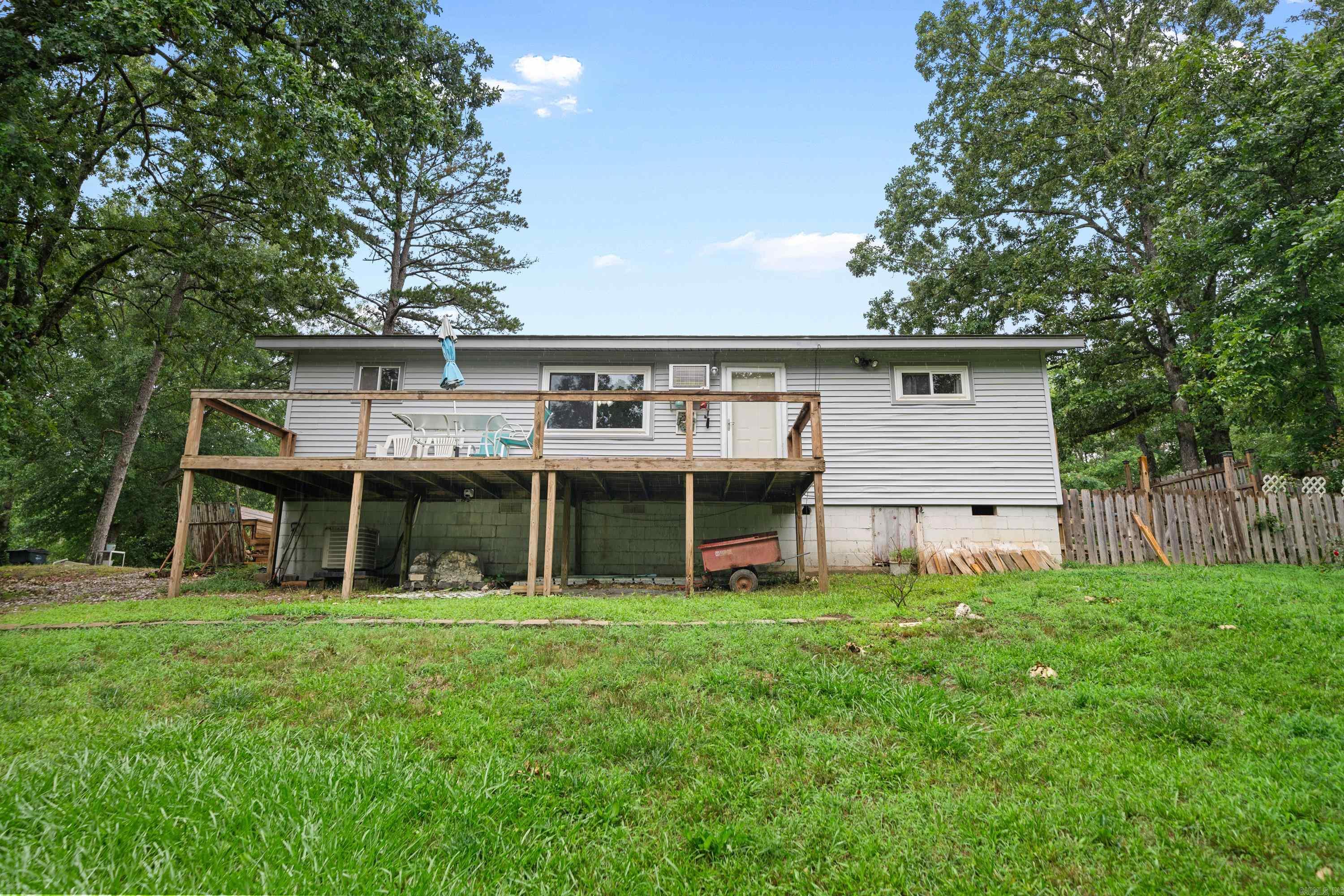 ARROWHEAD LAKE ESTATES - Residential