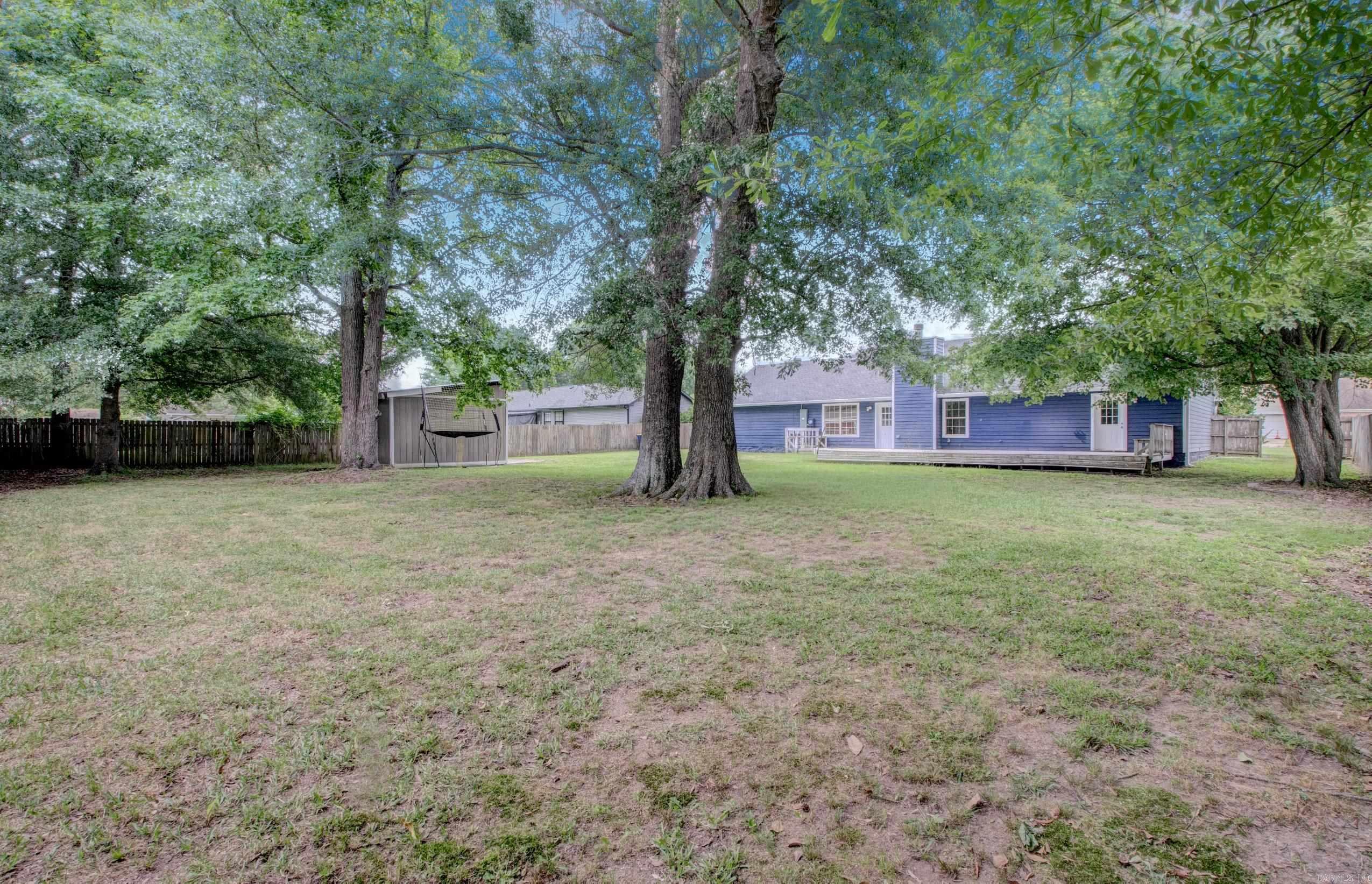 COUNTRY ESTATES SUB - Residential