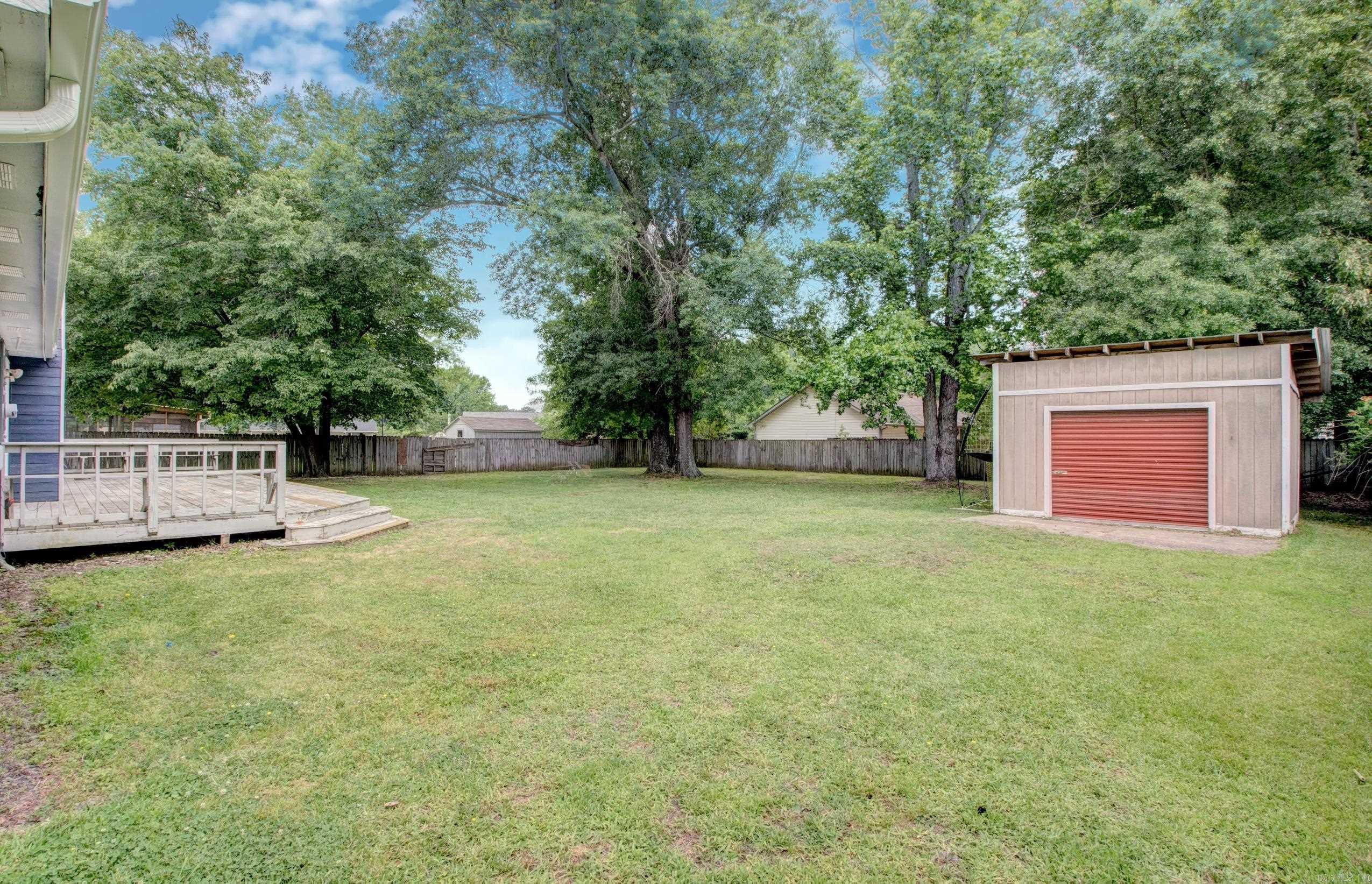 COUNTRY ESTATES SUB - Residential