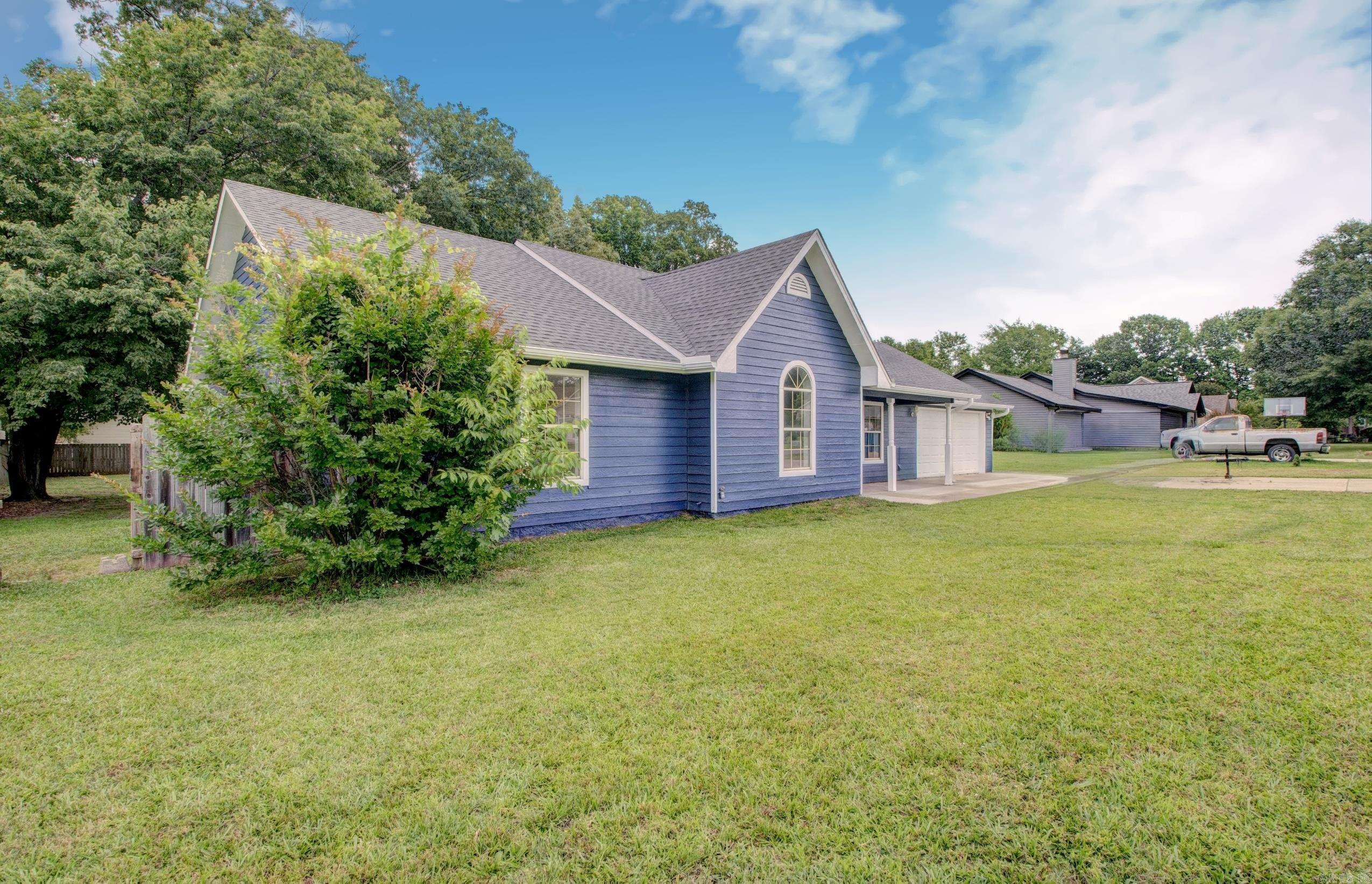 COUNTRY ESTATES SUB - Residential