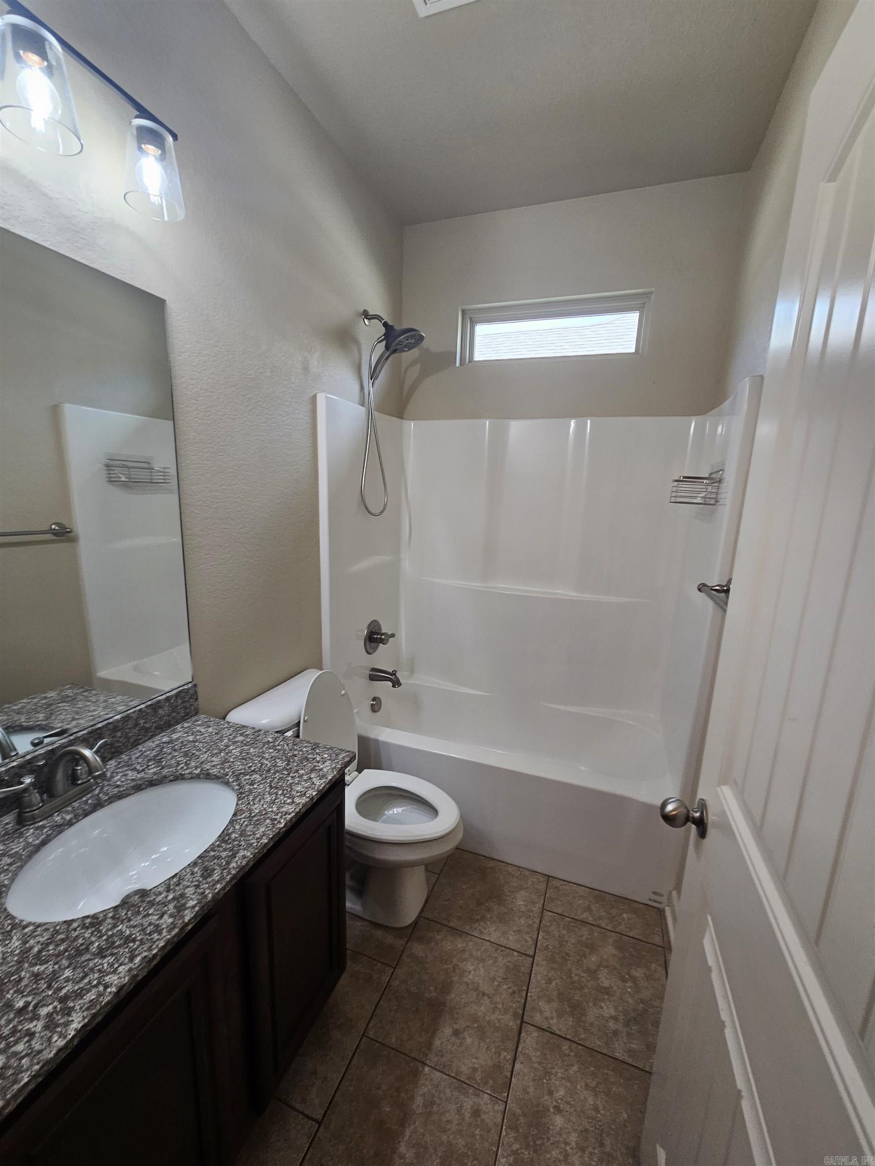 Gilbralter Heights - Residential Lease