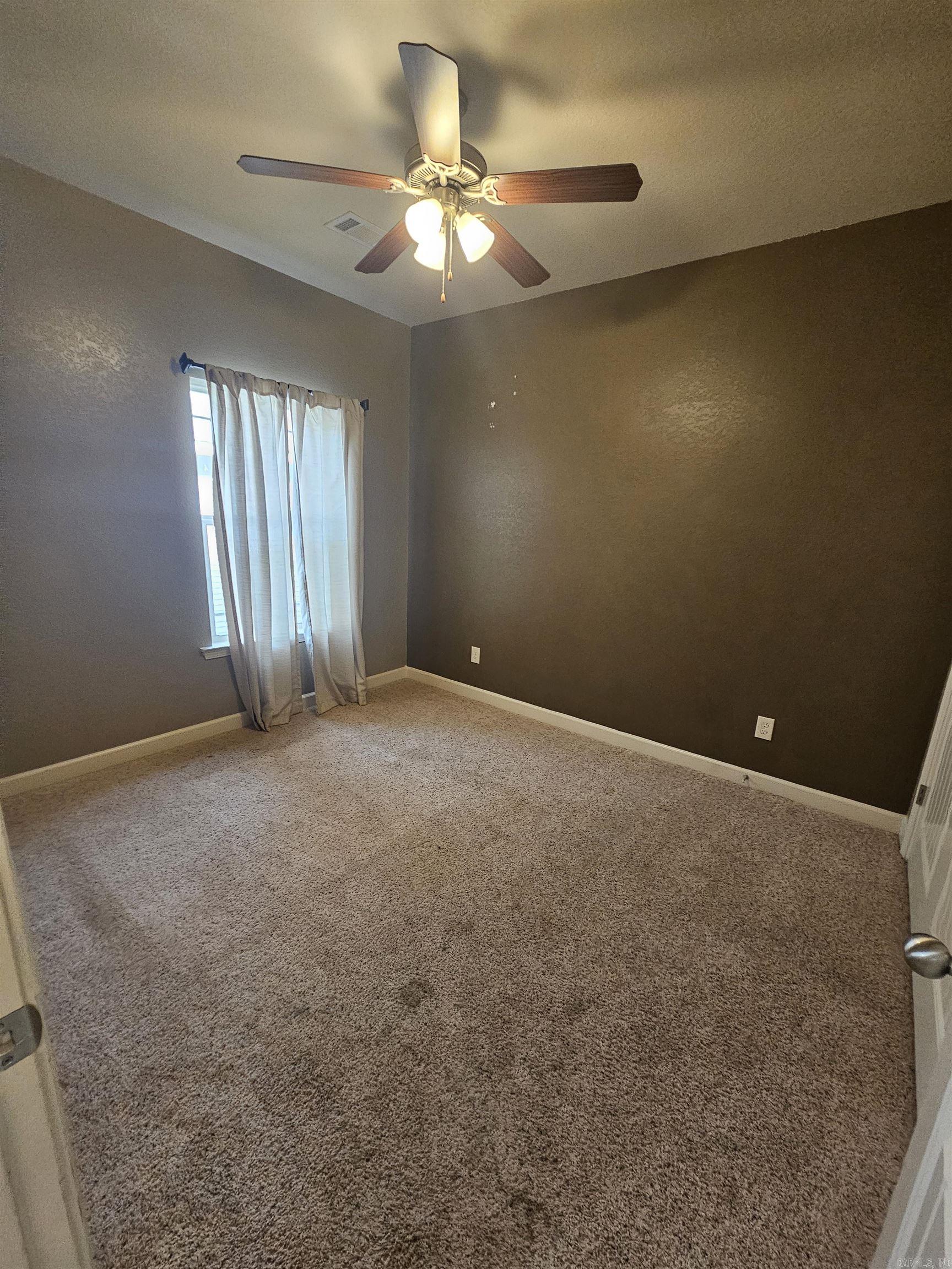 Gilbralter Heights - Residential Lease