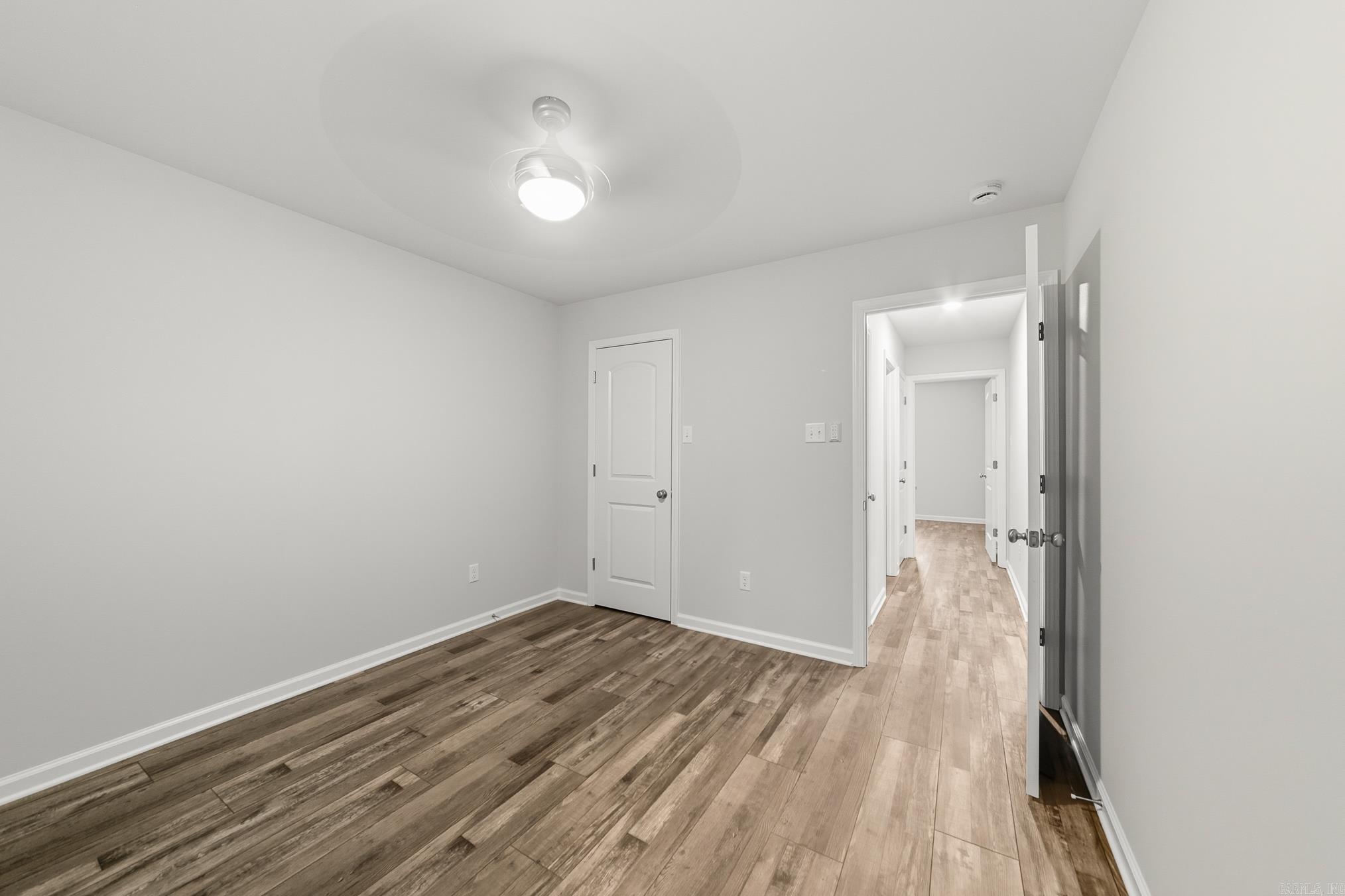 PAW'S PLACE - Residential Lease