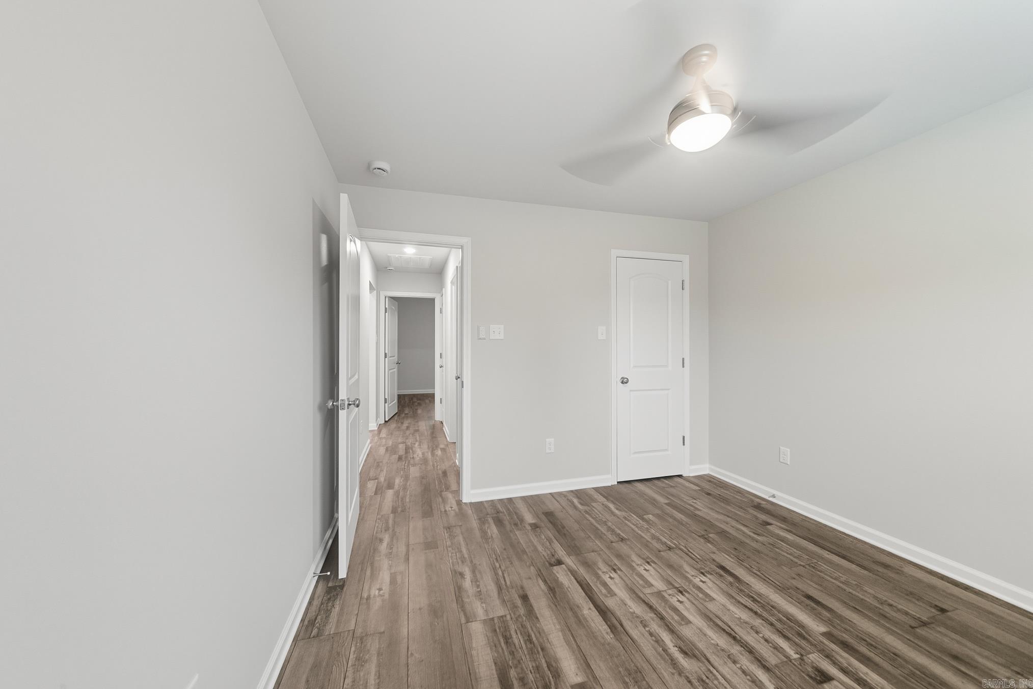 PAW'S PLACE - Residential Lease