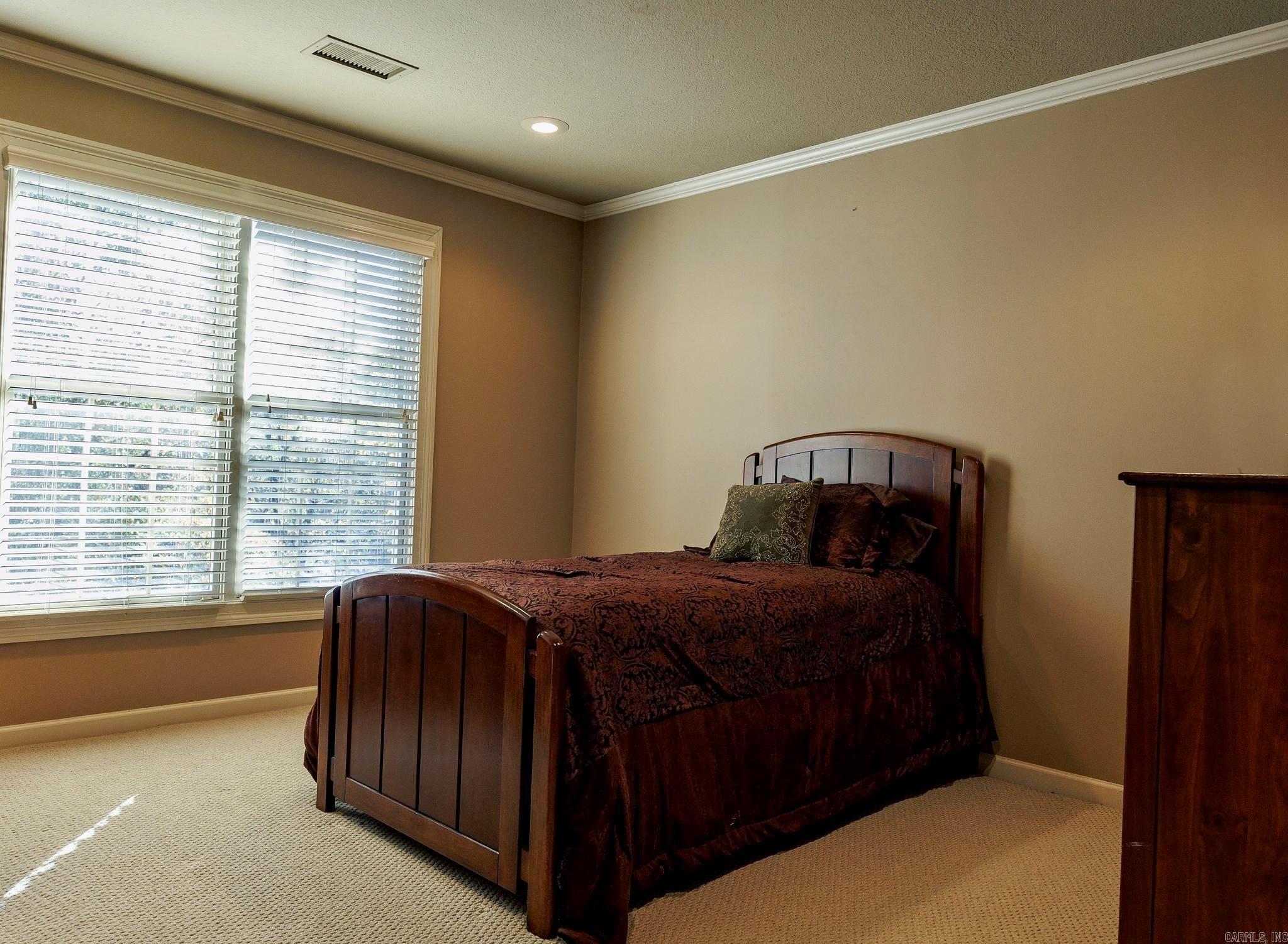 Ridgepointe - Residential