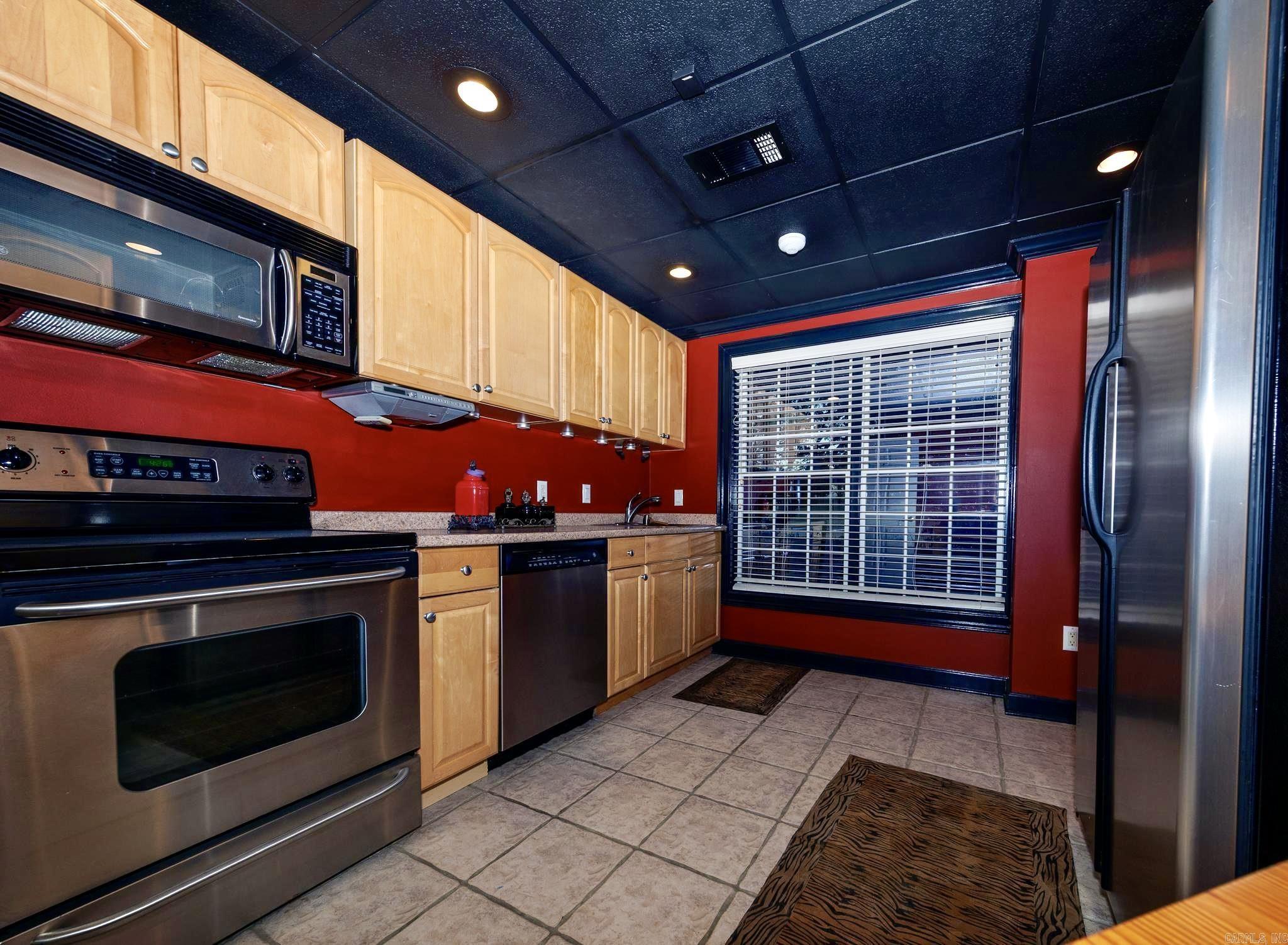 Ridgepointe - Residential