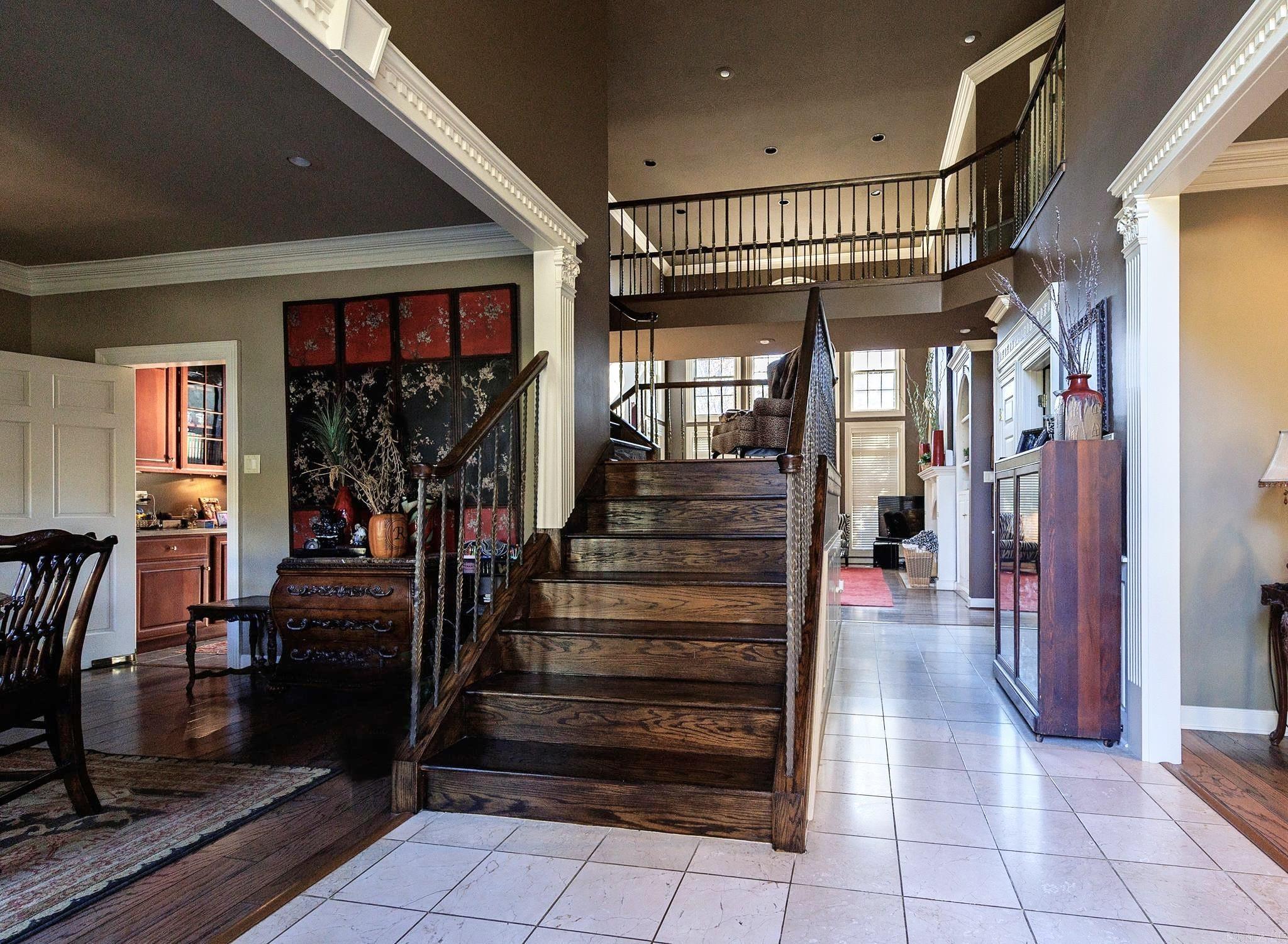 Ridgepointe - Residential