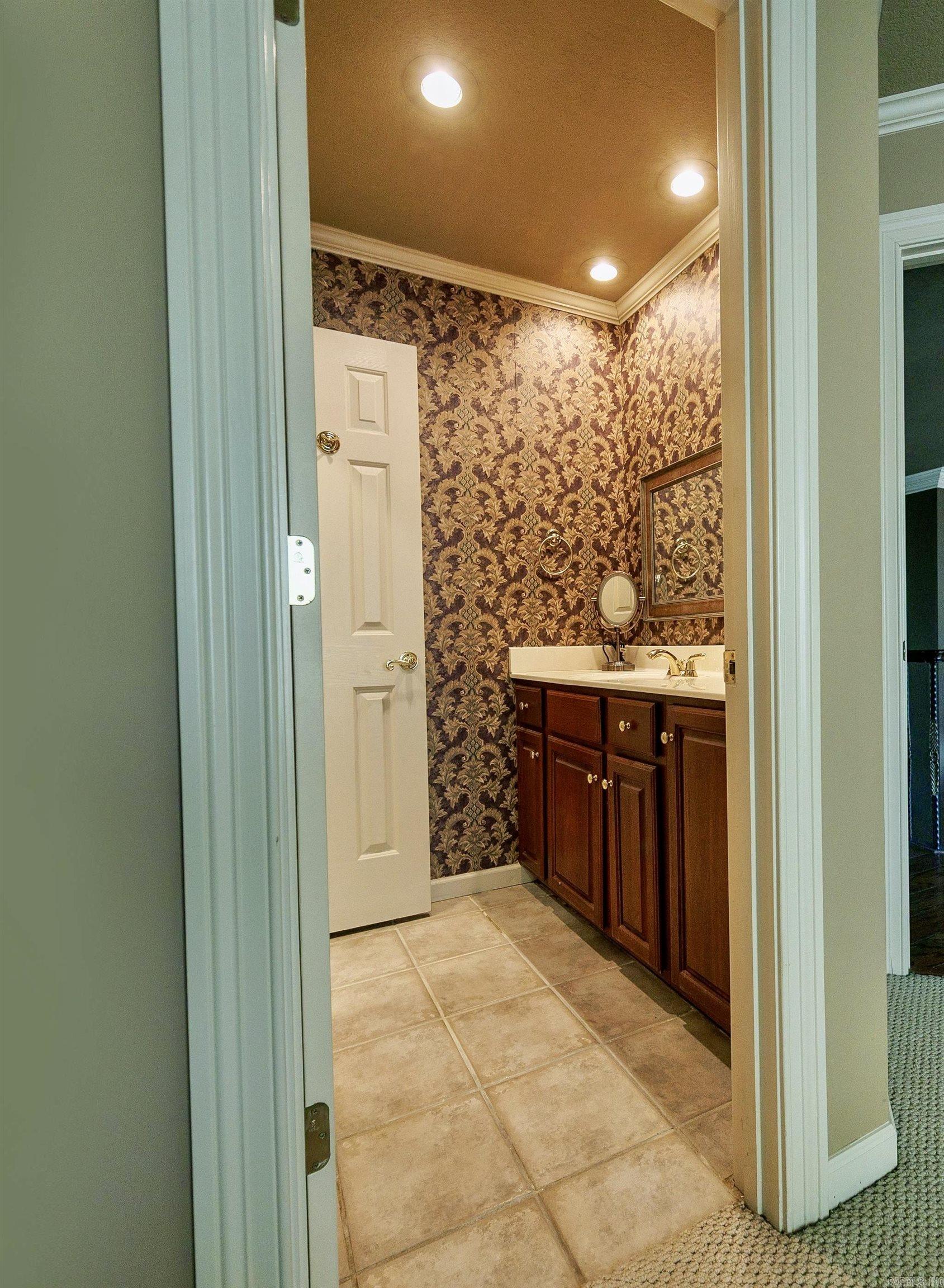 Ridgepointe - Residential