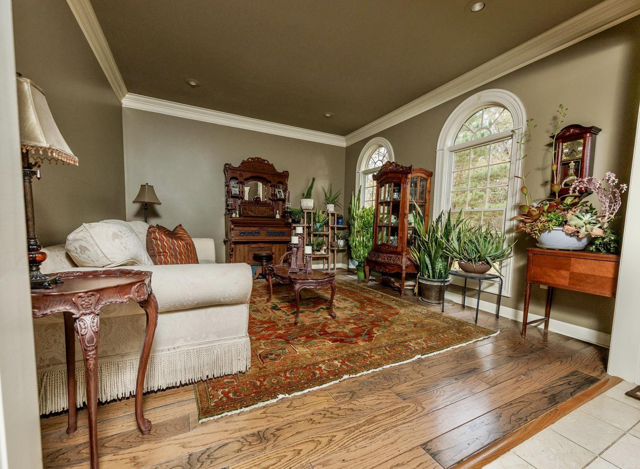 Ridgepointe - Residential