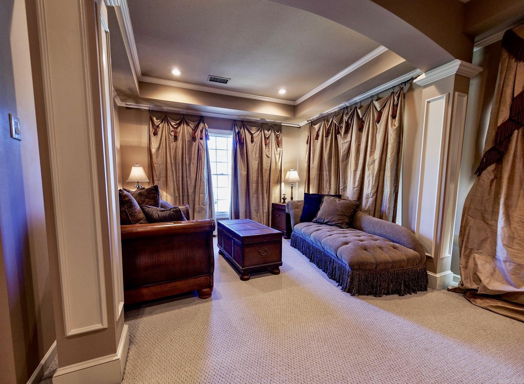 Ridgepointe - Residential