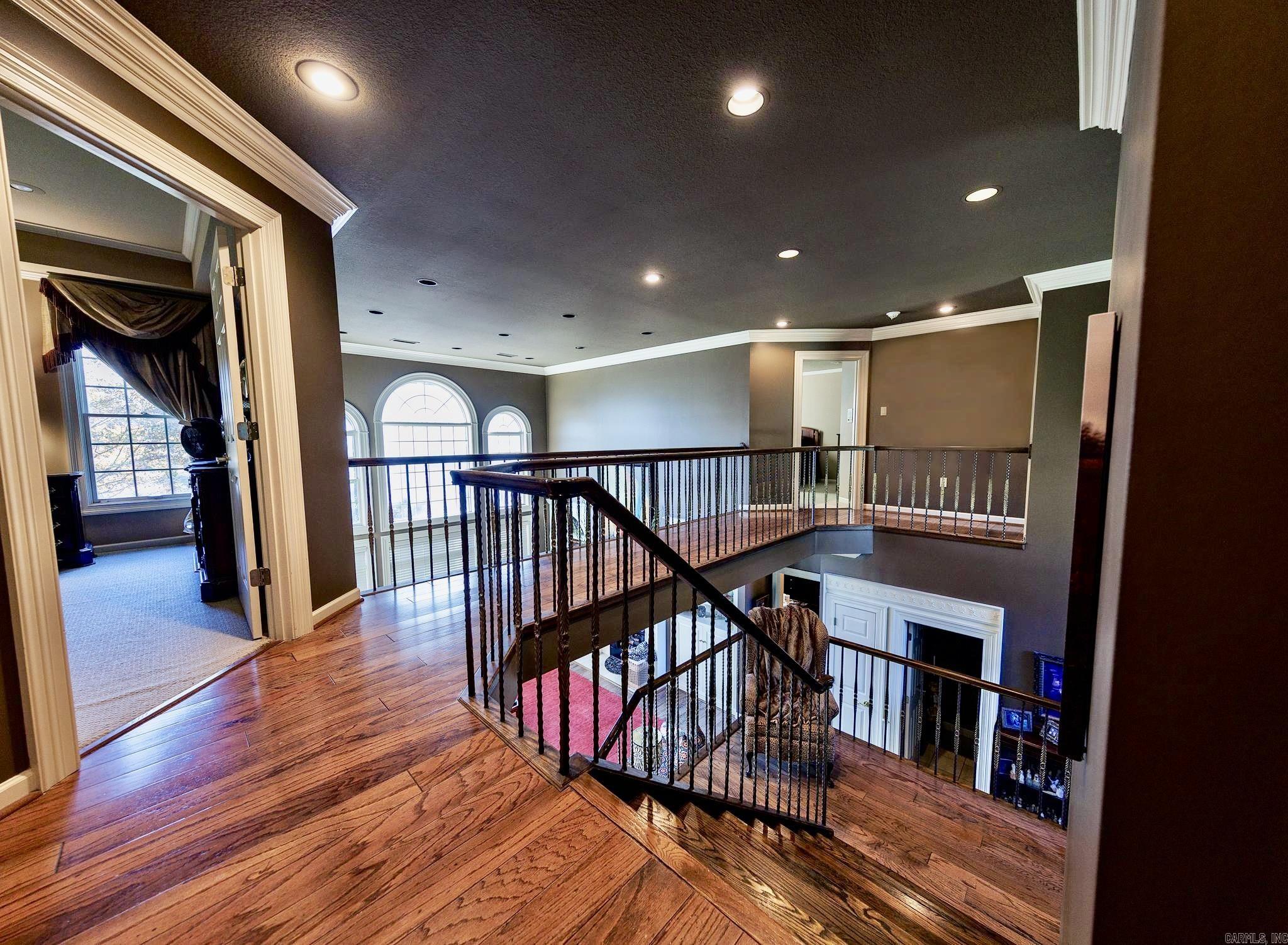 Ridgepointe - Residential