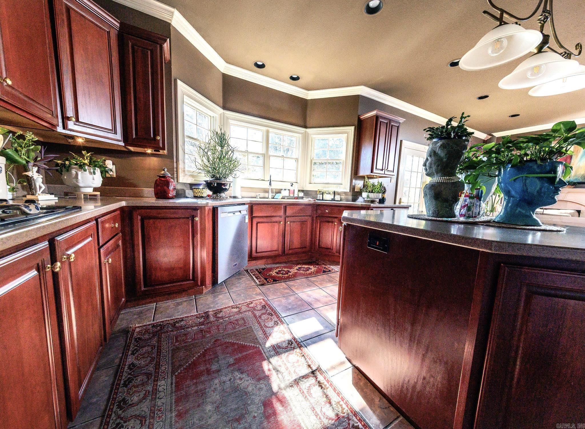 Ridgepointe - Residential