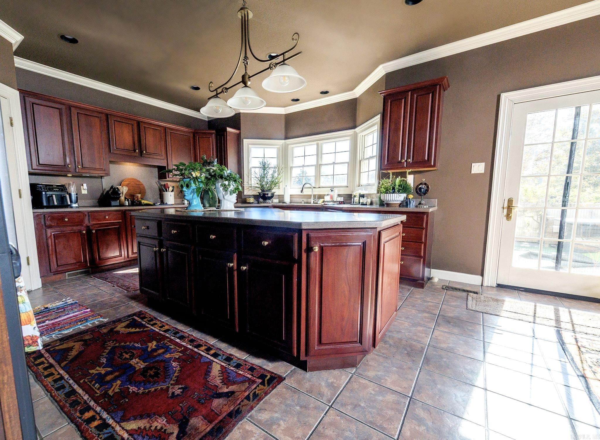 Ridgepointe - Residential