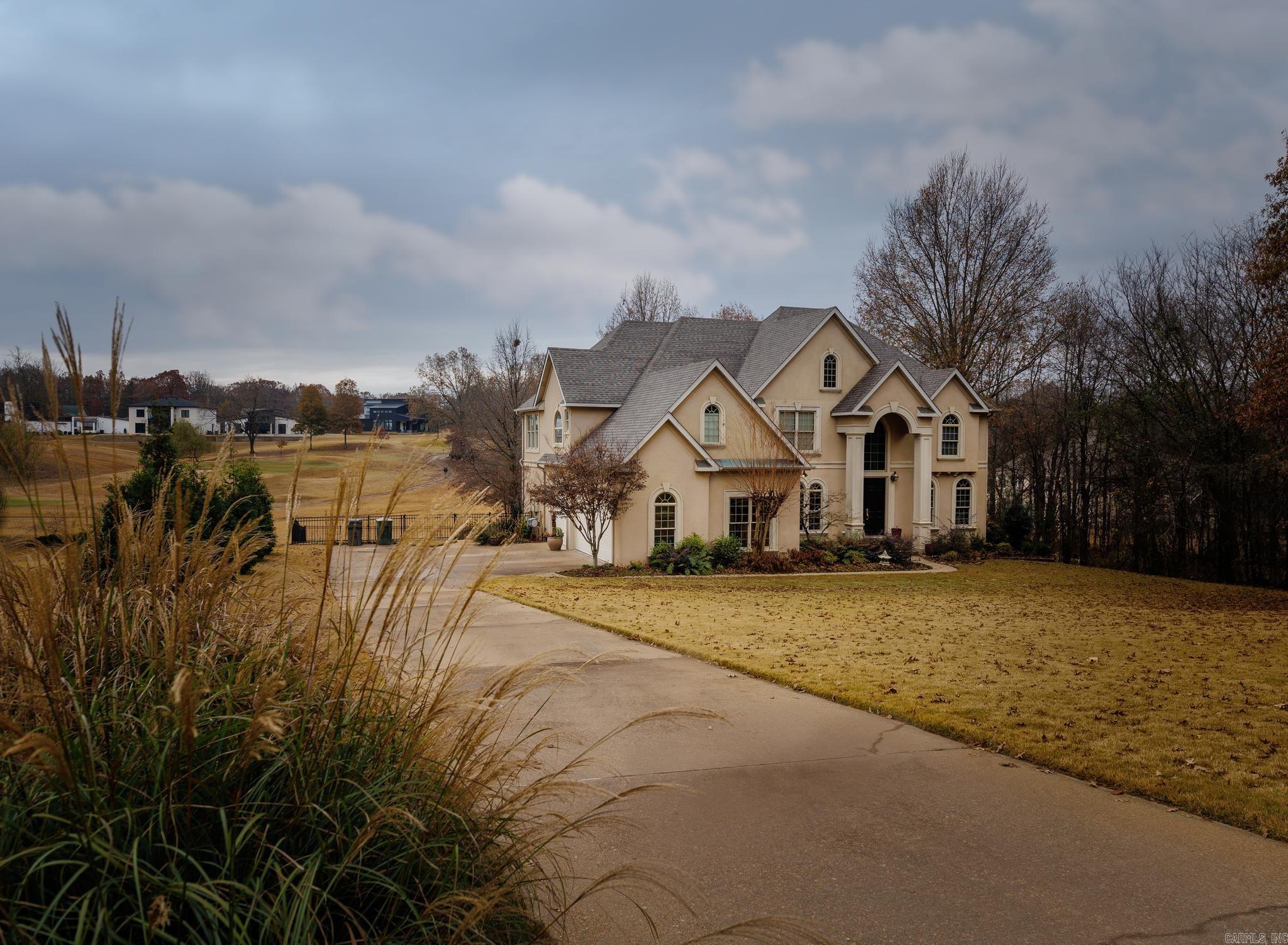 Ridgepointe - Residential