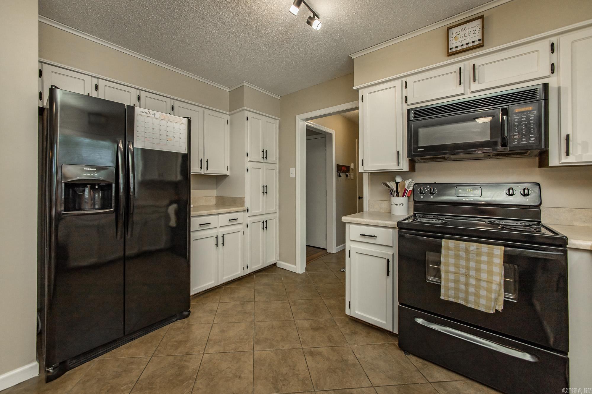 OVERBROOK - Residential