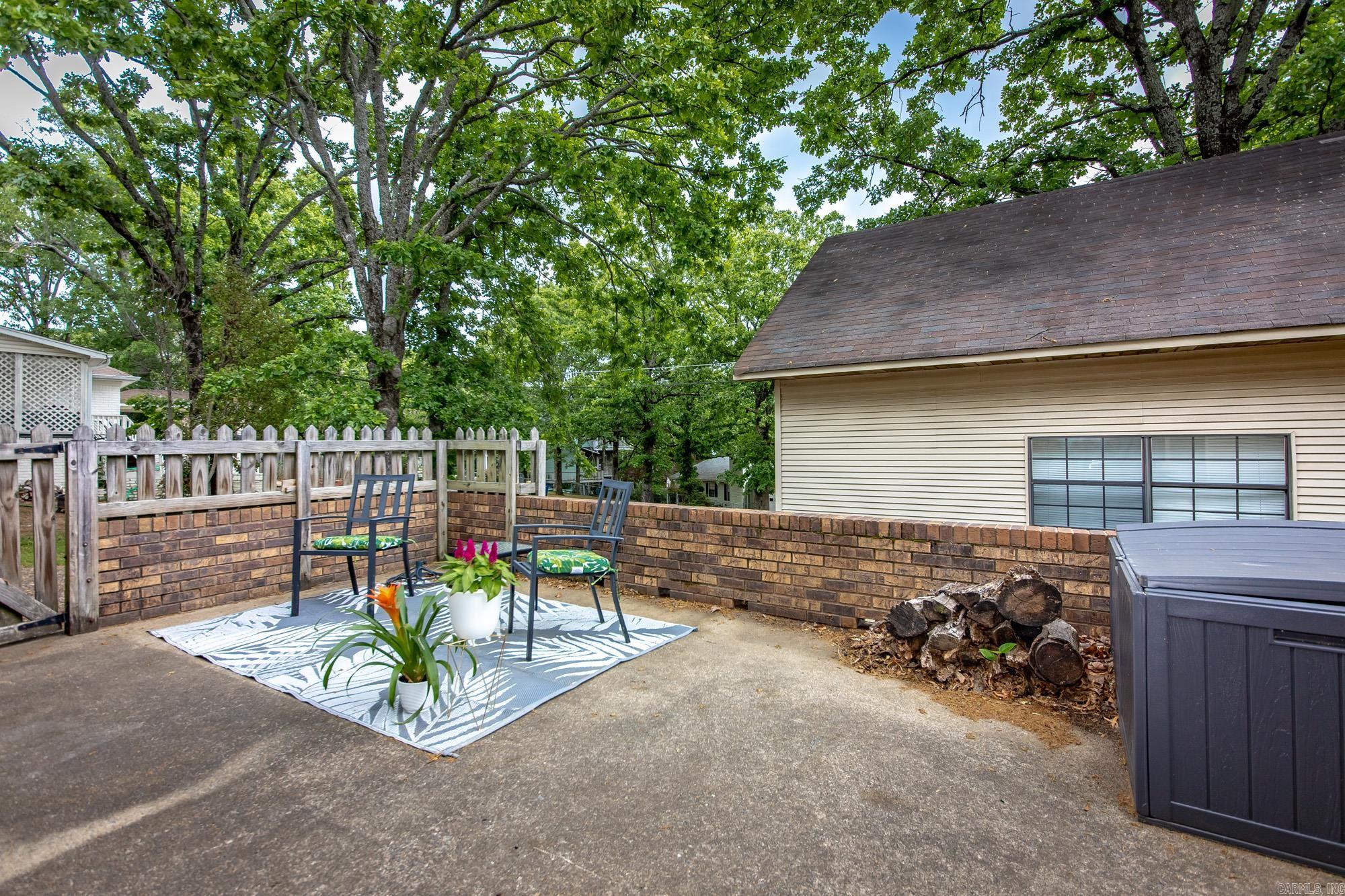 OVERBROOK - Residential